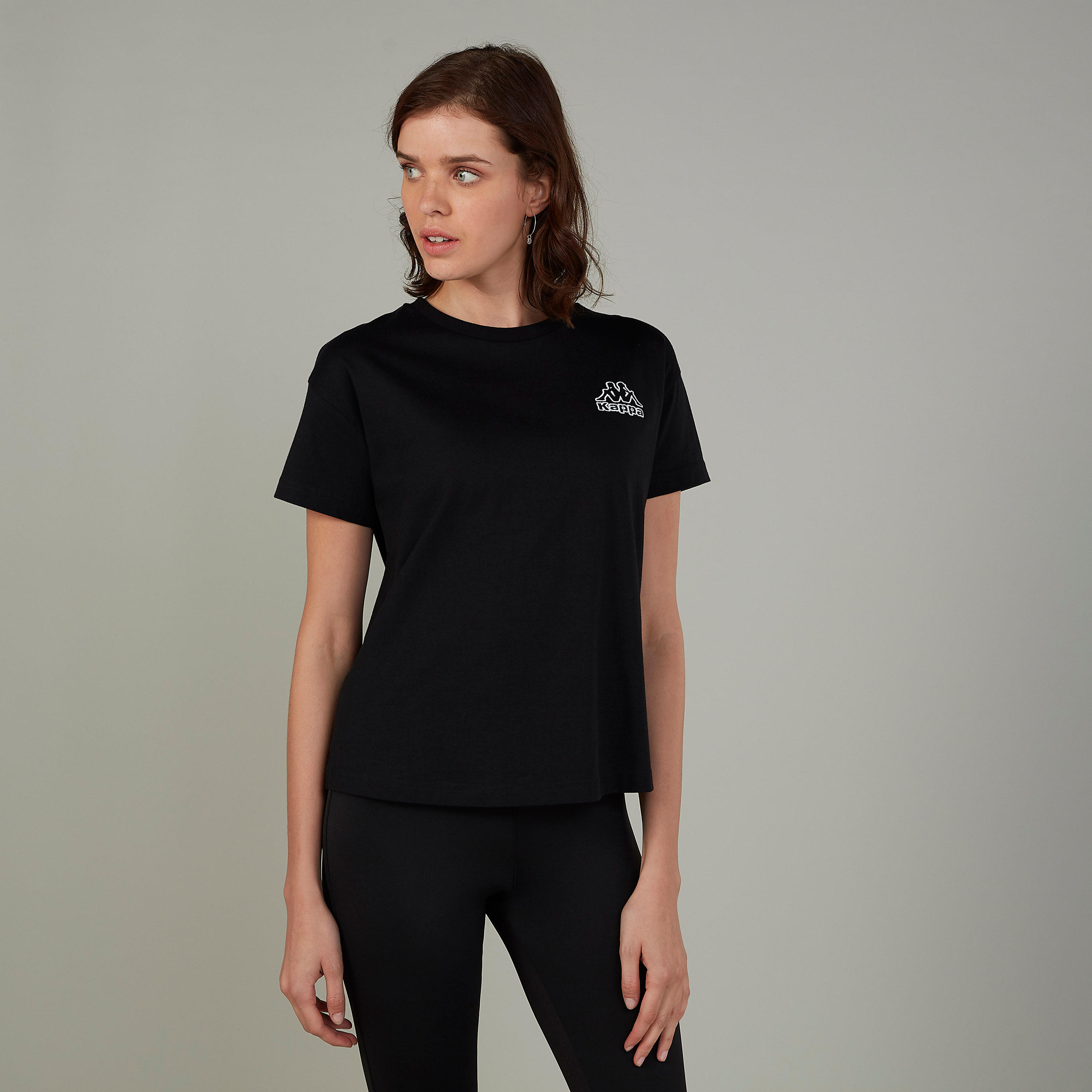 تيشيرت سادة بياقة مستديرة وأكمام قصيرة من كابا-women-clothing-sportswearandactivewear-tshirtsandvests-image-1