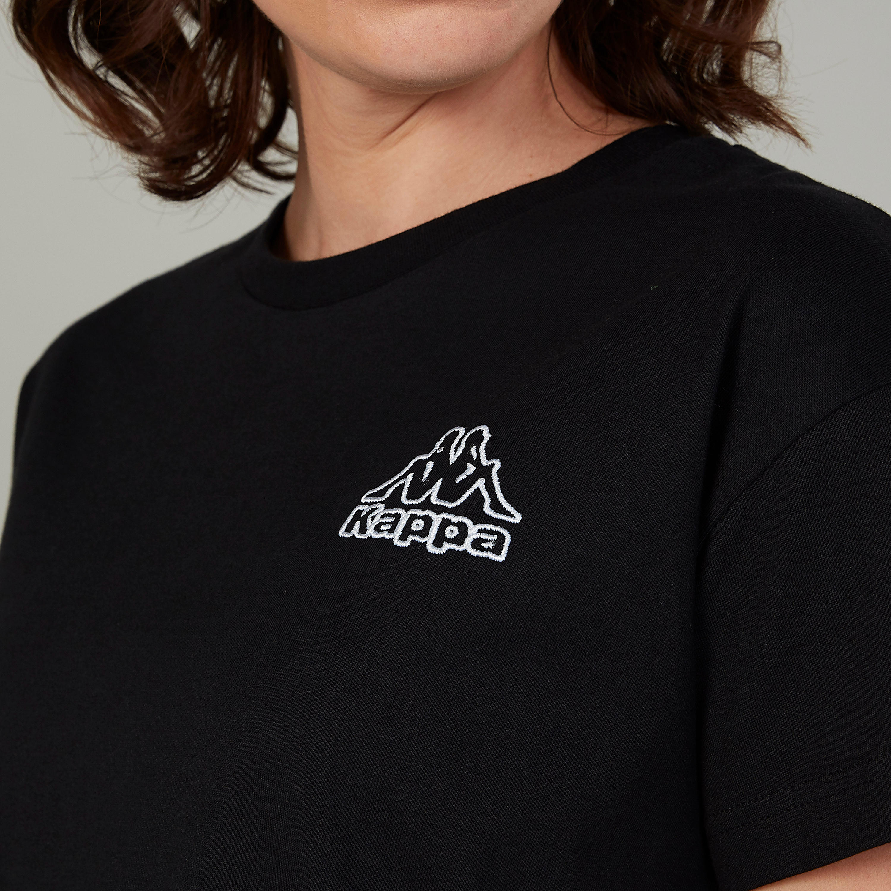 تيشيرت سادة بياقة مستديرة وأكمام قصيرة من كابا-women-clothing-sportswearandactivewear-tshirtsandvests-image-3