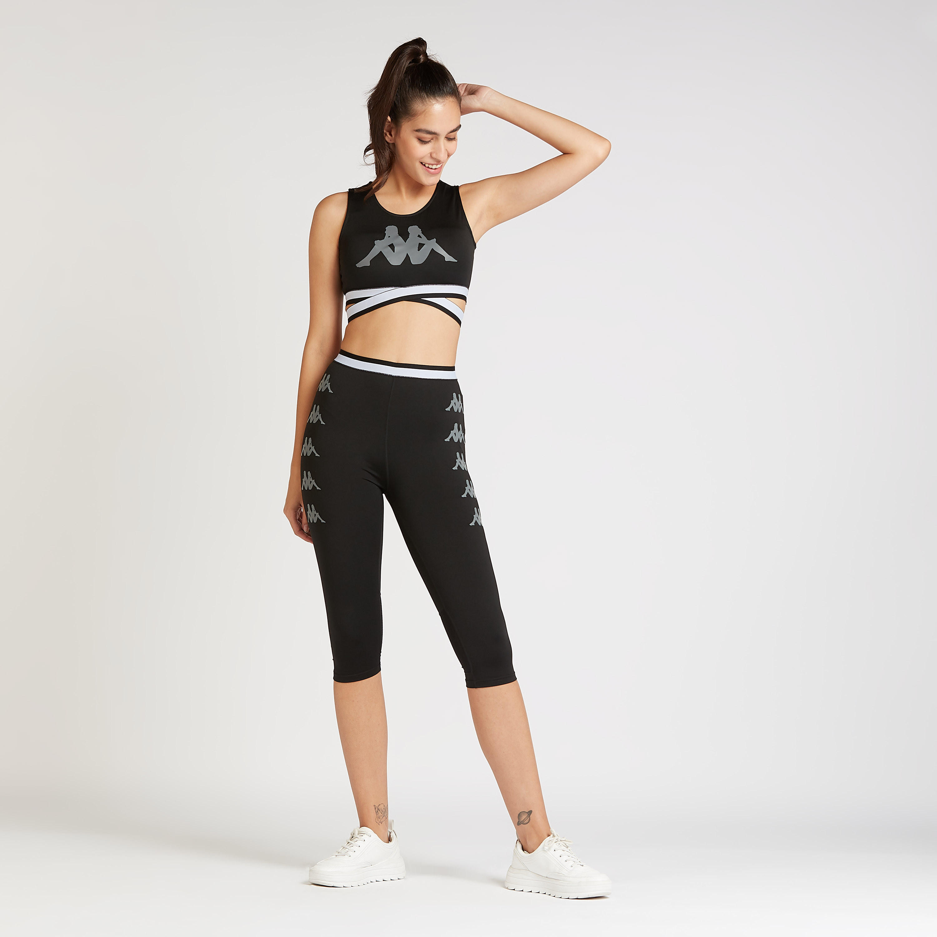 بنطلون ليقنز 3/4 بخصر مطّاطي وطبعات من كابا-women-clothing-sportswearandactivewear-bottoms-image-2
