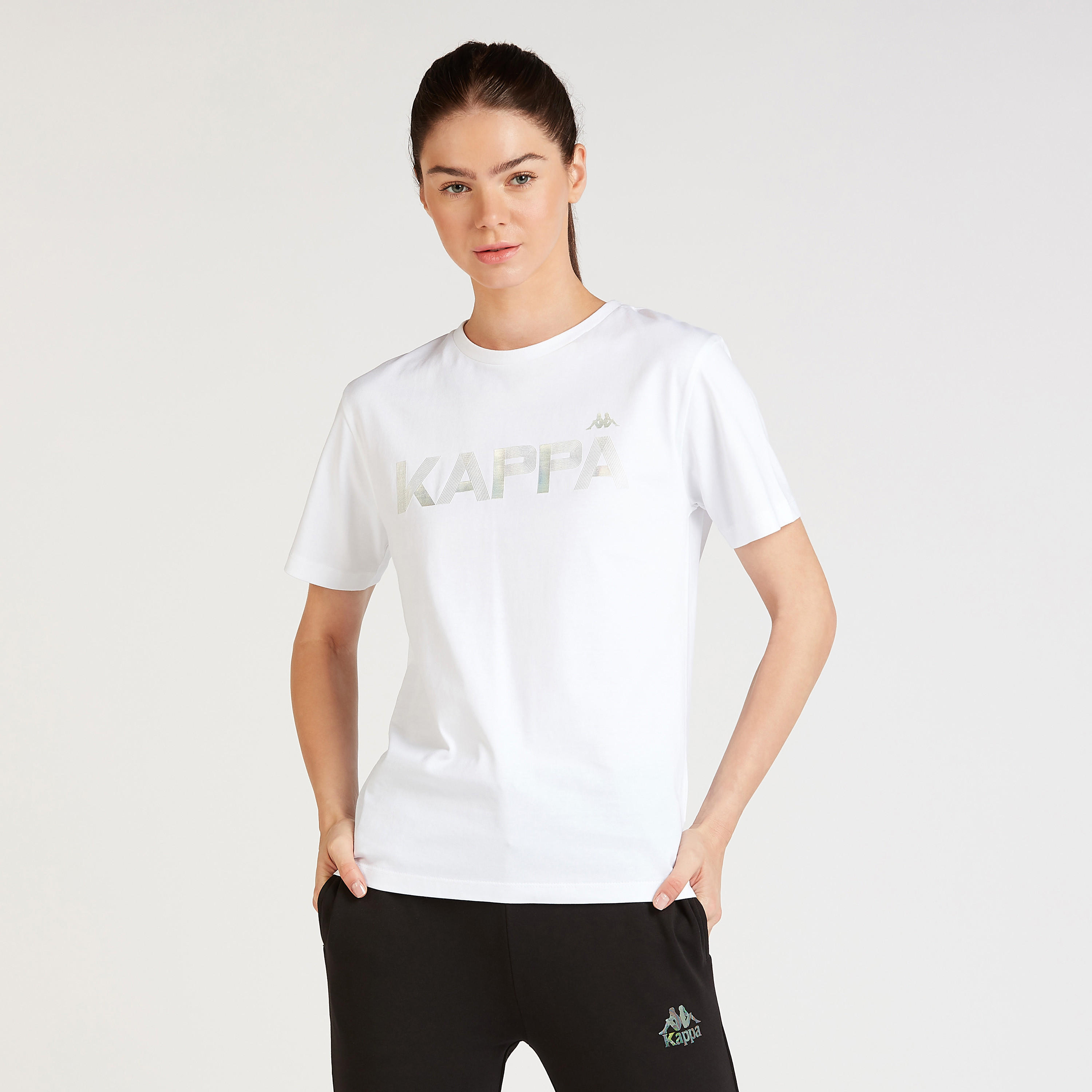 تيشيرت بياقة ضيّقة وأكمام قصيرة وطبعات من كابا-women-clothing-sportswearandactivewear-tshirtsandvests-image-1
