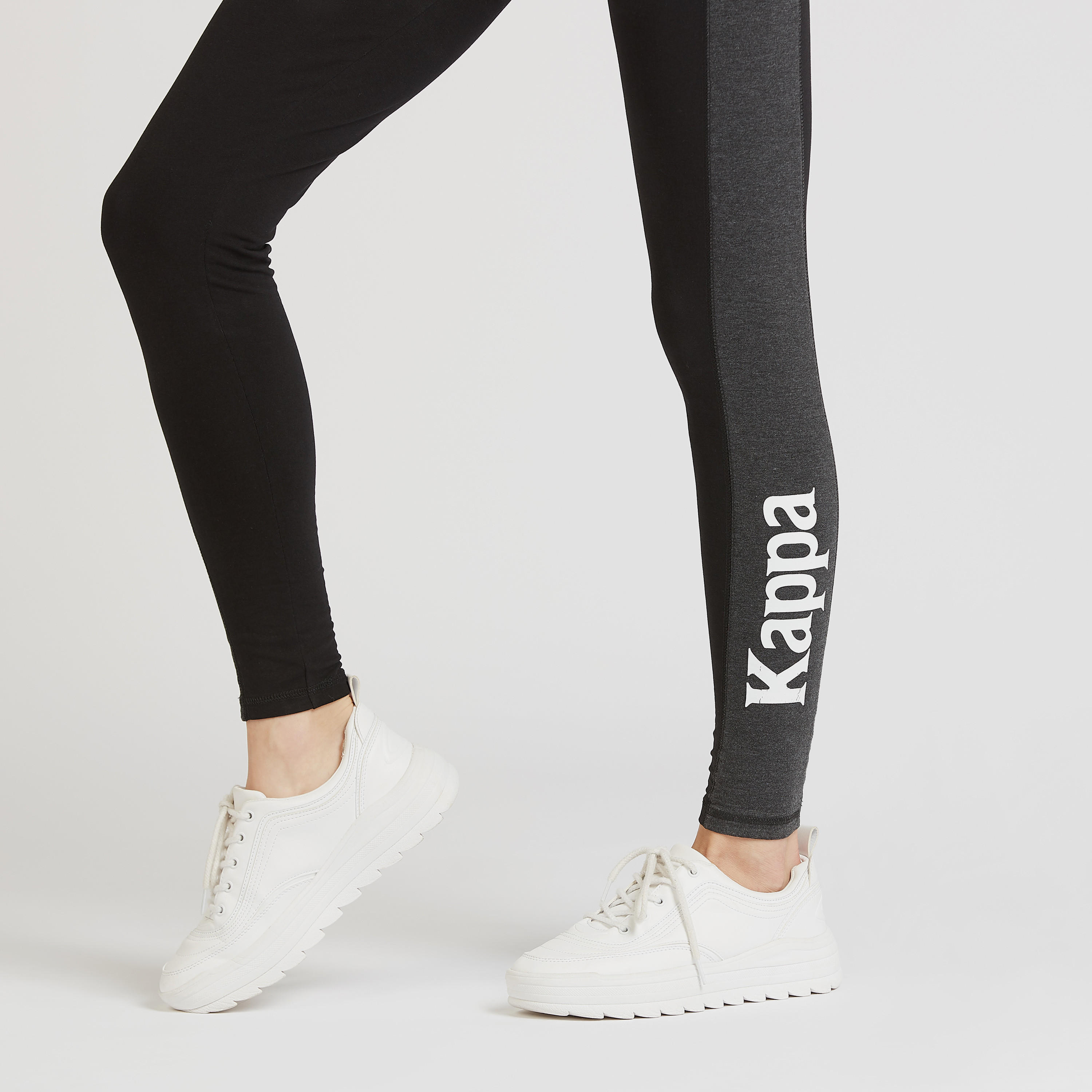 بنطلون ليقنز بقوالب ملونة وخصر مطّاطي من كابا-women-clothing-sportswearandactivewear-bottoms-image-3