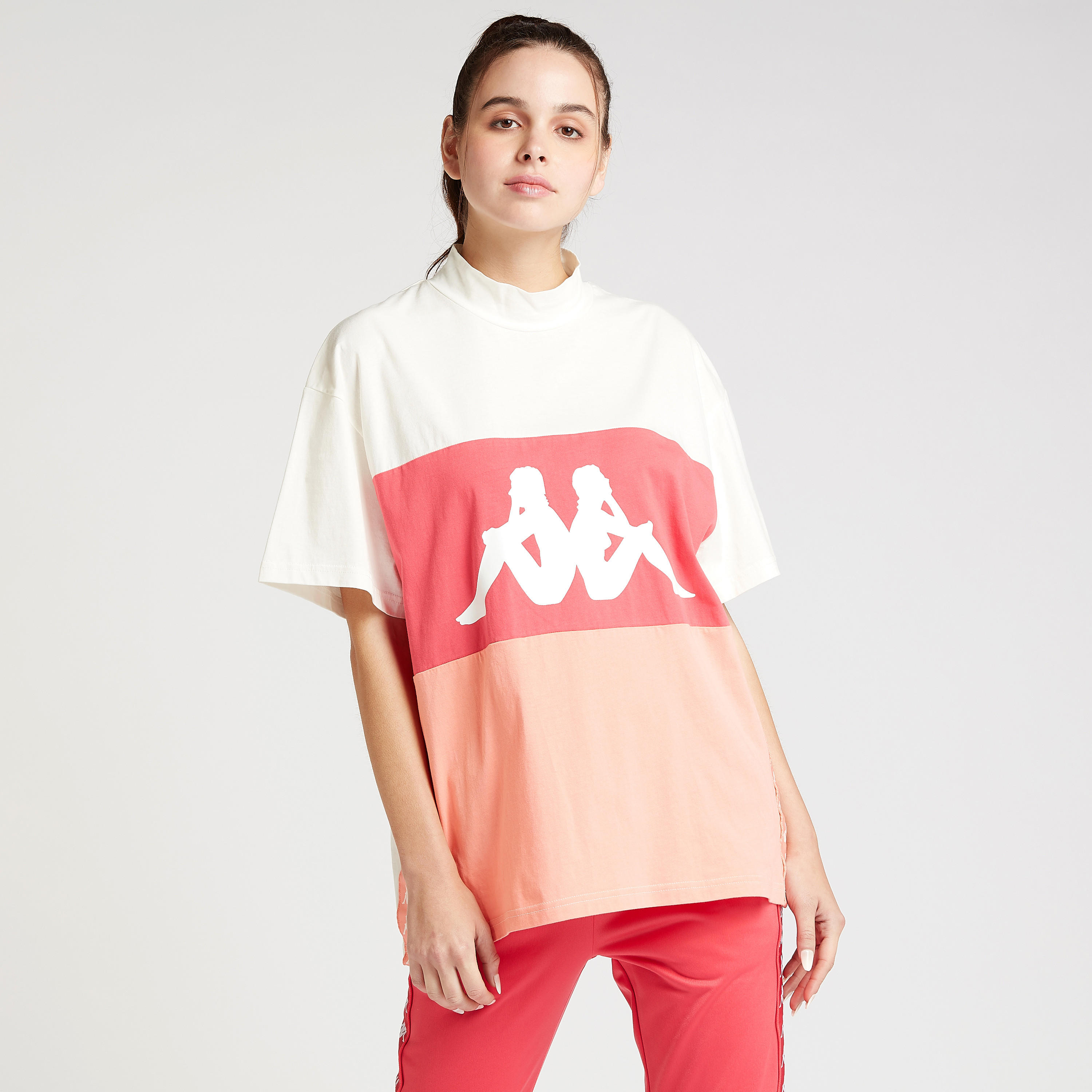 تيشيرت بطبعات بياقة عالية وأكتاف منسدلة من كابا-women-clothing-sportswearandactivewear-tshirtsandvests-image-1