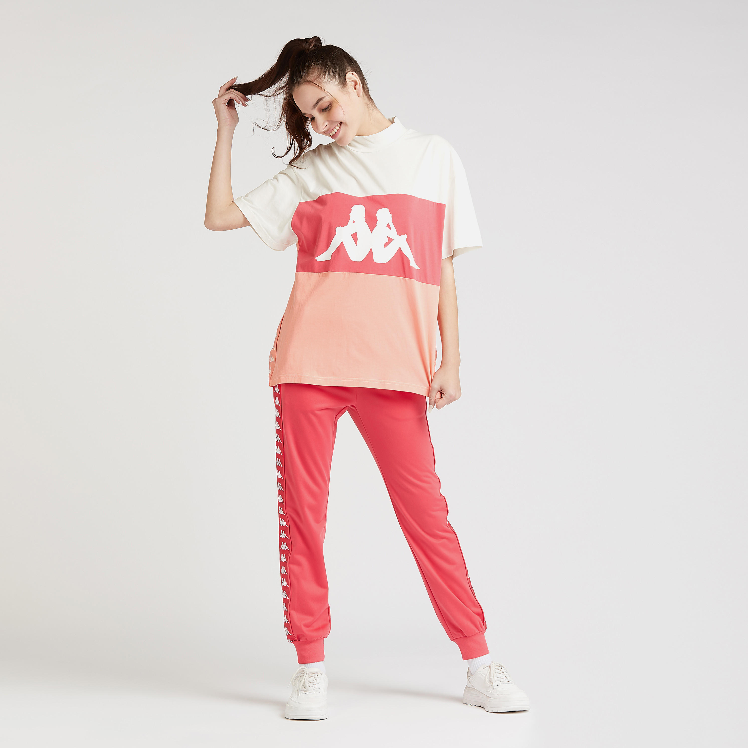 بنطلون رياضي بشريطة وطبعات من كابا-women-clothing-sportswearandactivewear-bottoms-image-2