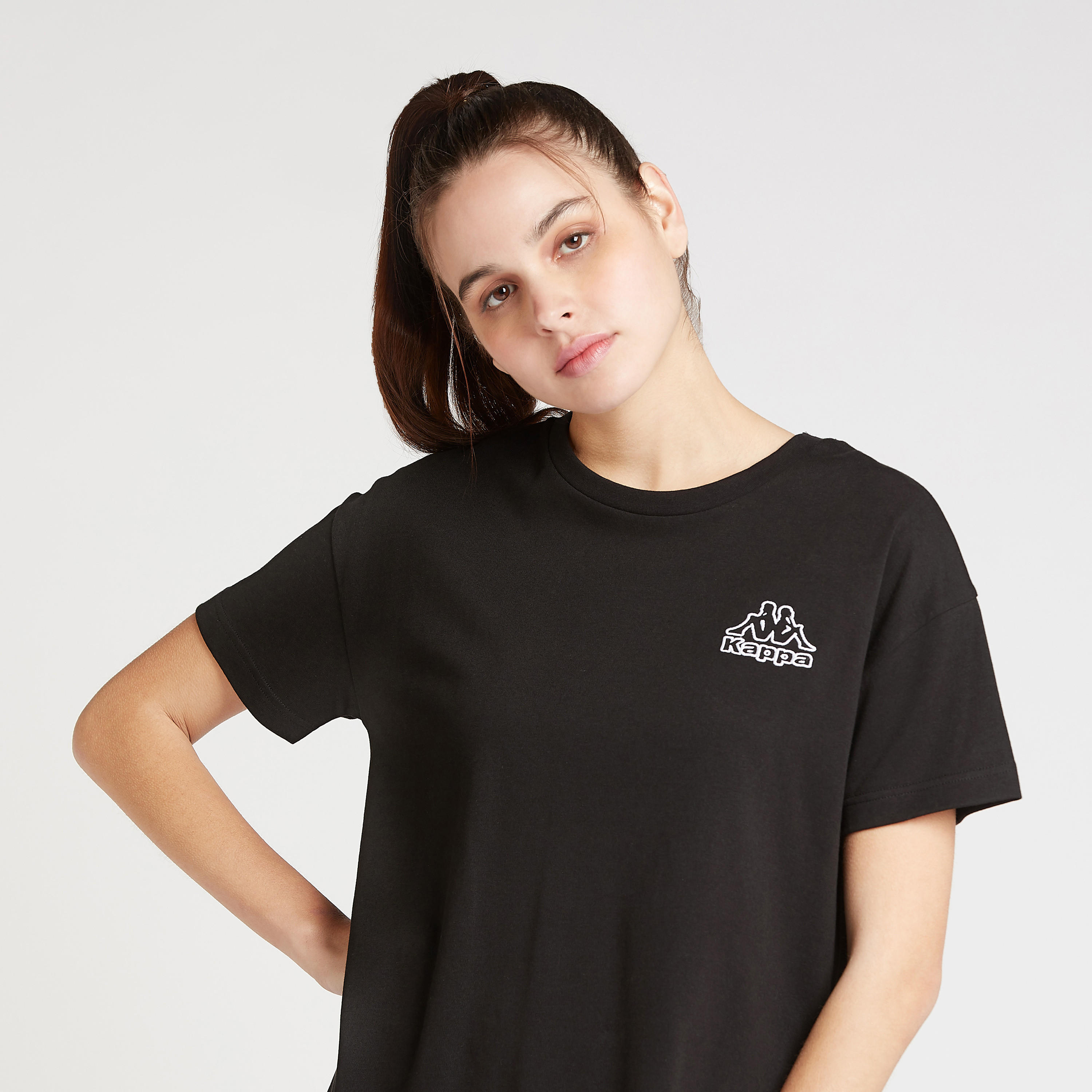 تيشيرت سادة بياقة مستديرة وأكمام قصيرة من كابا-women-clothing-sportswearandactivewear-tshirtsandvests-image-2