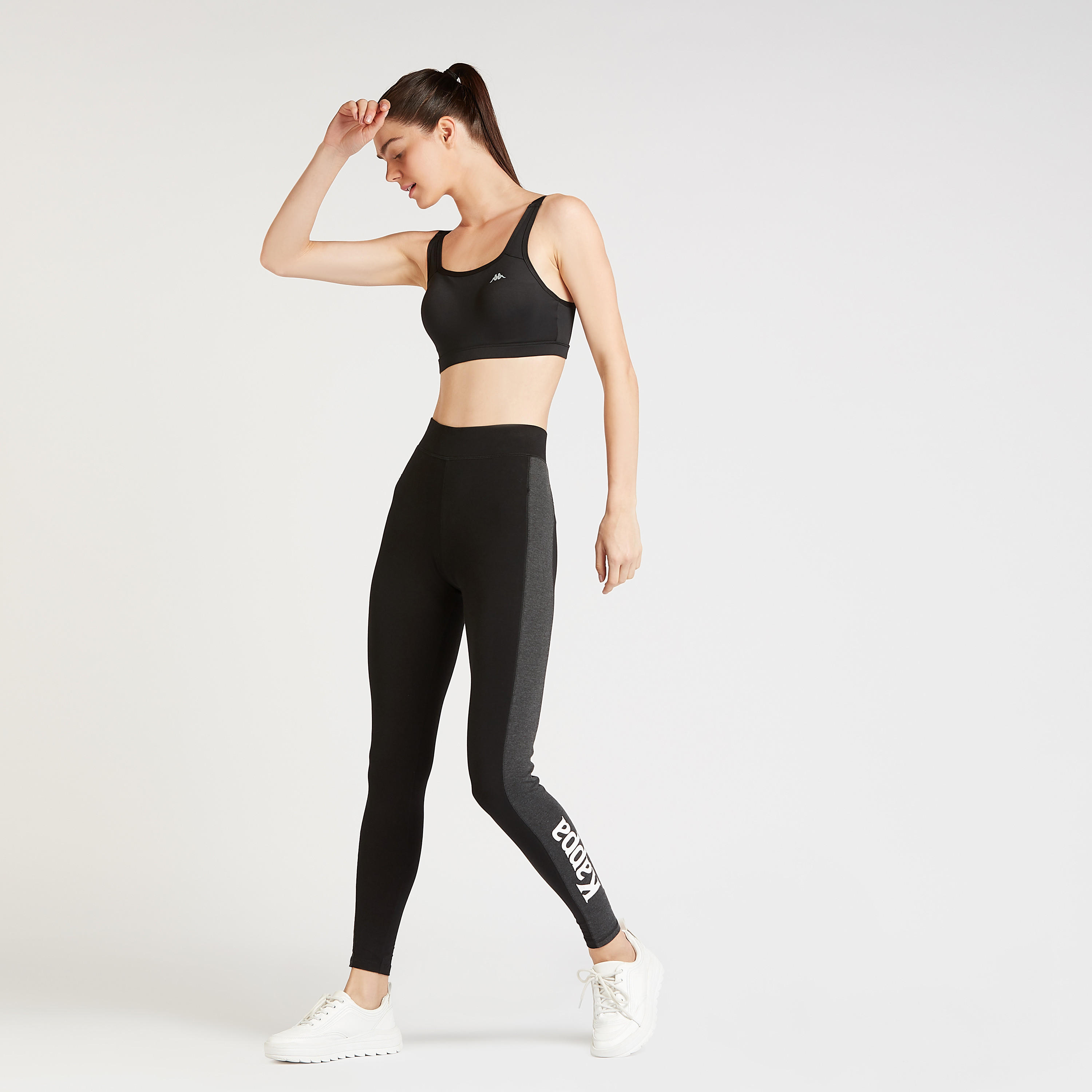 صدرية رياضيّة بارزة الملمس بياقة مربّعة وإبزيم إغلاق من كابا-sports-women-clothing-sportsbras-image-2