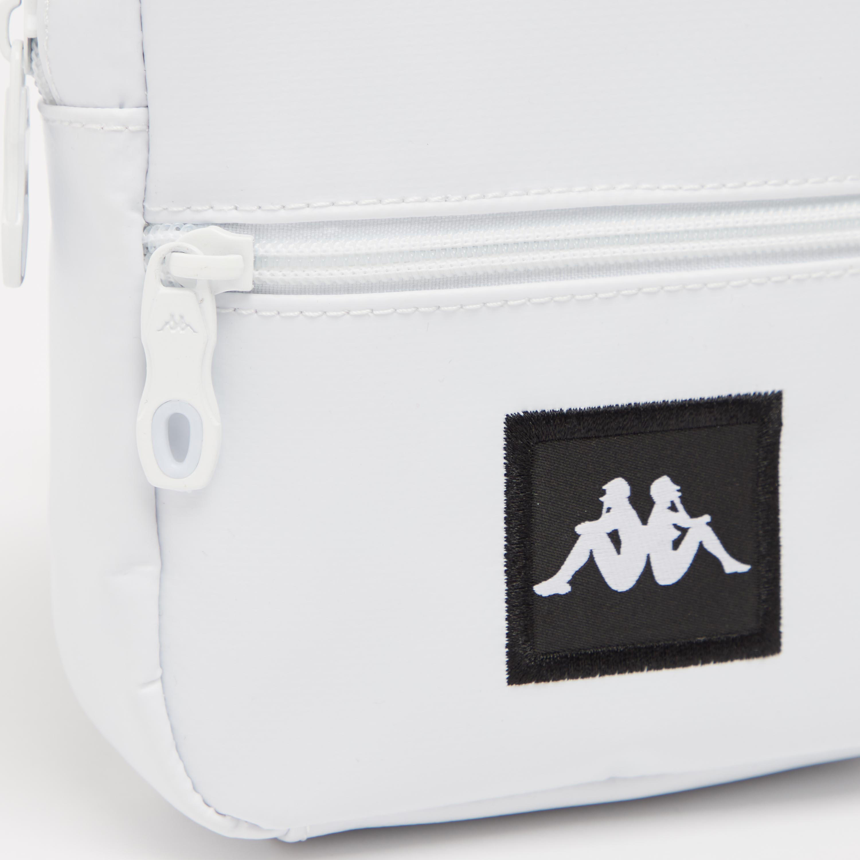 شنطة كروس بودي بارزة الملمس بحزام قابل للتعديل من كابا-men-bags-image-4