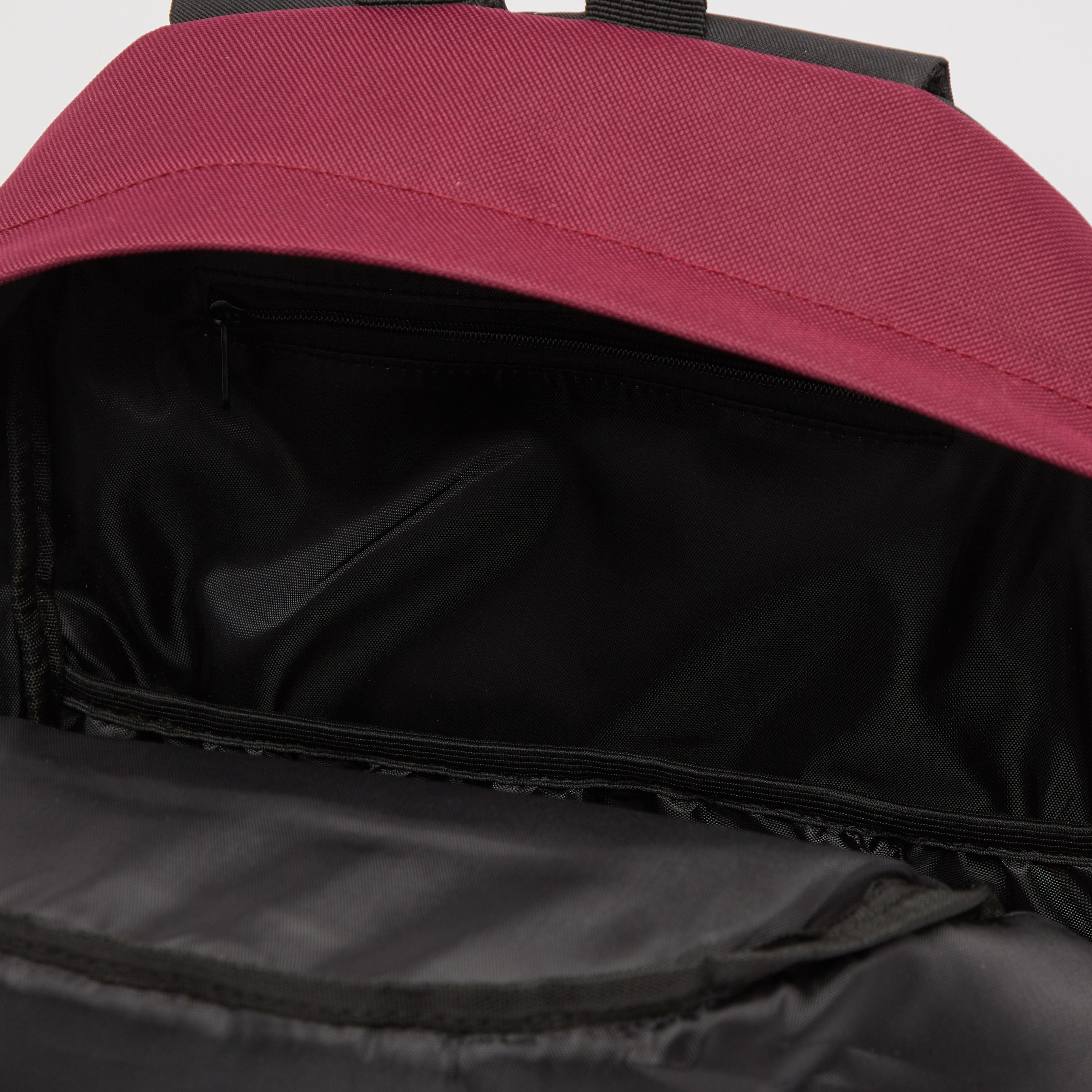 شنطة ظهر بحمّالات كتف قابلة للتعديل وطبعات من كابا-women-bagsandwallets-handbags-image-1
