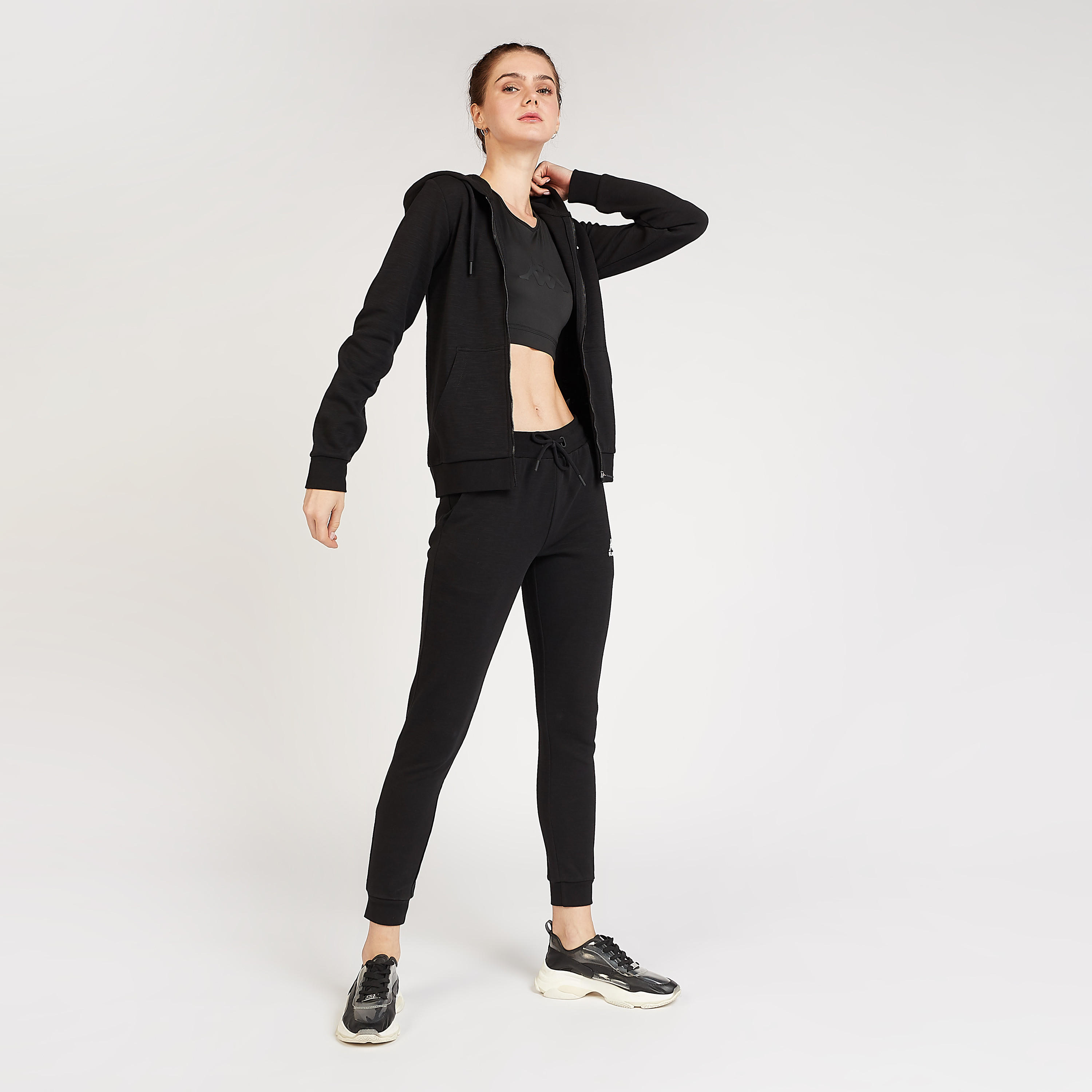 هودي بارز الملمس بتفاصيل جيوب من كابا-women-clothing-sportswearandactivewear-hoodiesandsweatshirts-image-2