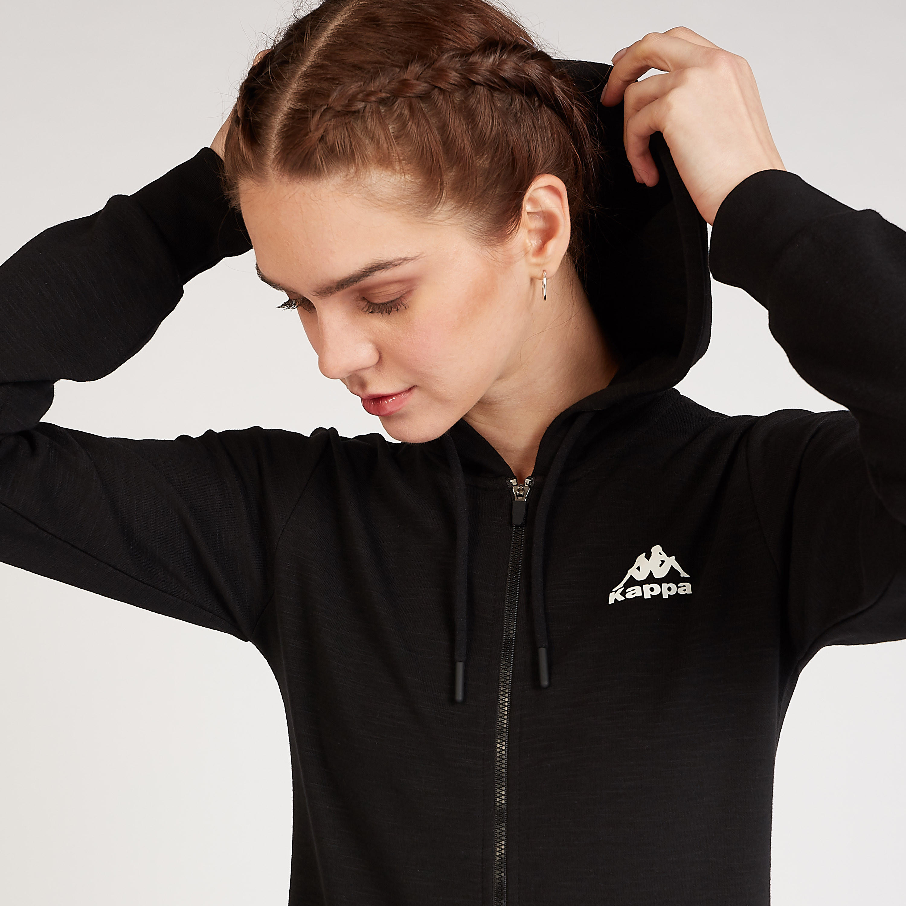 هودي بارز الملمس بتفاصيل جيوب من كابا-women-clothing-sportswearandactivewear-hoodiesandsweatshirts-image-3