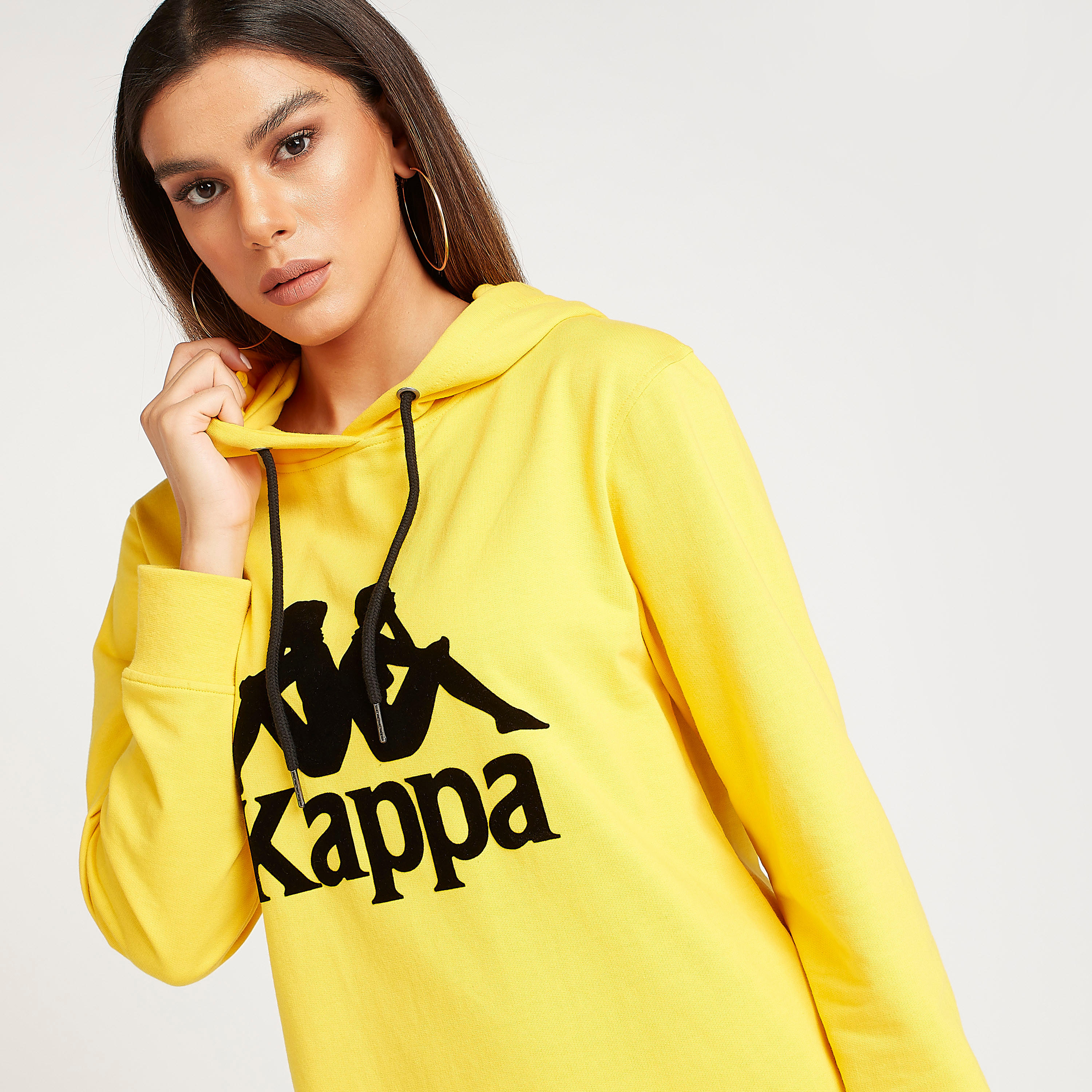 فستان بقبّعة بطبعات شعار وأكمام طويلة من كابا-women-clothing-sportswearandactivewear-hoodiesandsweatshirts-image-4