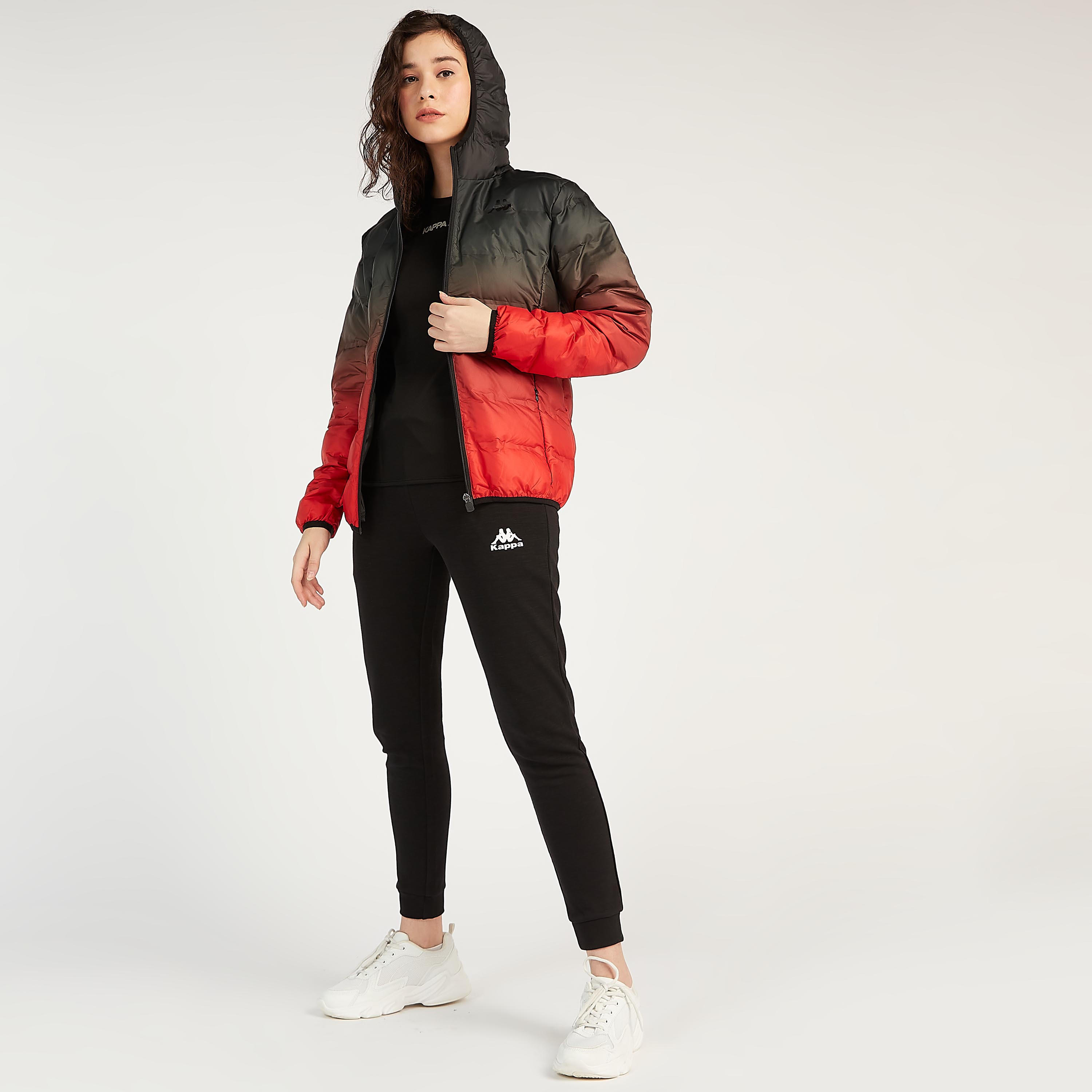 جاكيت مبطّن بقبّعة وأكمام طويلة وجيوب بسحّاب من كابا-women-clothing-sportswearandactivewear-coatsandjackets-jackets-image-2