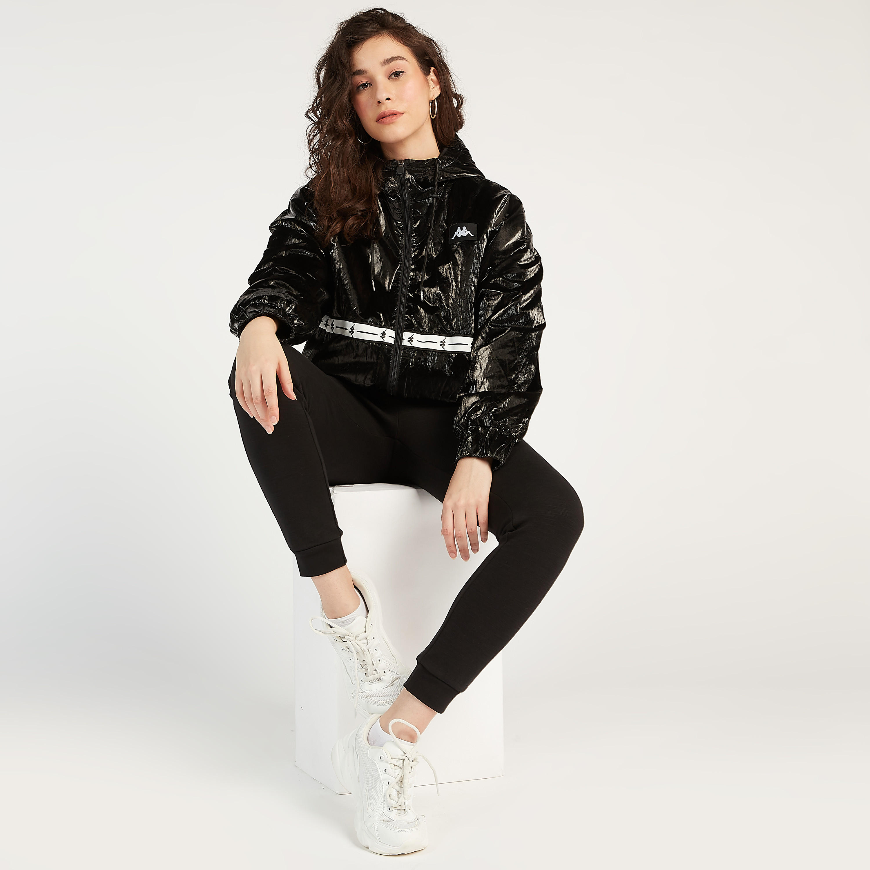 جاكيت بسحاب إغلاق وقبّعة وتفاصيل شريطة من كابا-women-clothing-sportswearandactivewear-coatsandjackets-jackets-image-9