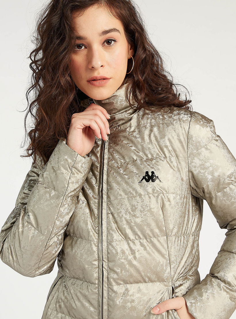 جاكيت منفوخ مستدام بسحّاب وأكمام طويلة من كابا-women-clothing-sportswearandactivewear-coatsandjackets-jackets-image-10