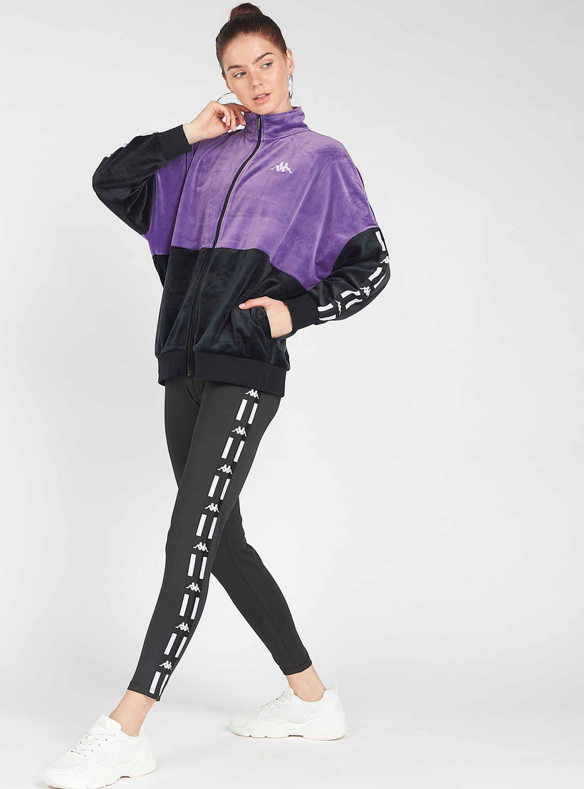 جاكيت بطبعات وأكمام طويلة وجيوب من كابا-women-clothing-sportswearandactivewear-coatsandjackets-jackets-image-1