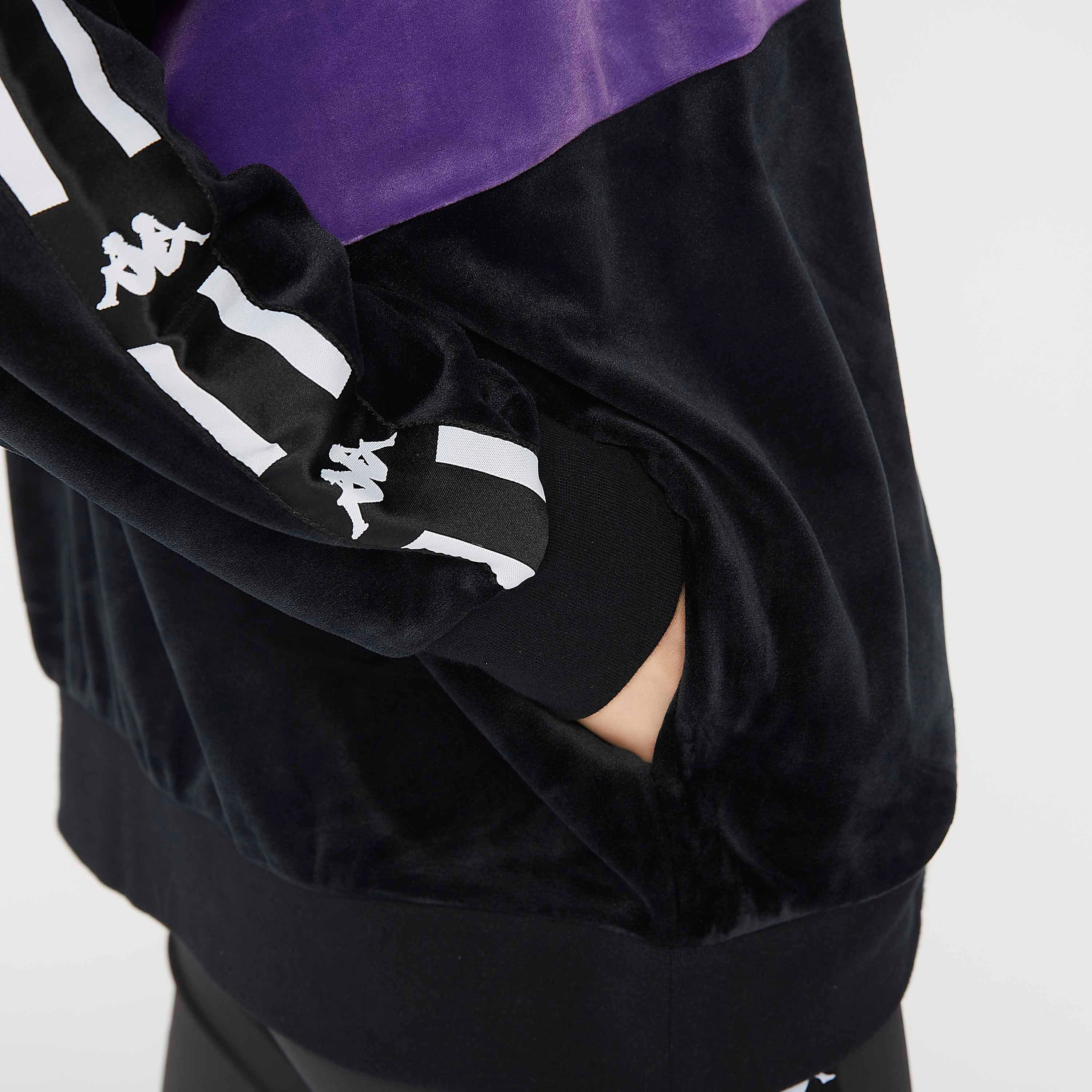 جاكيت بطبعات وأكمام طويلة وجيوب من كابا-women-clothing-sportswearandactivewear-coatsandjackets-jackets-image-5