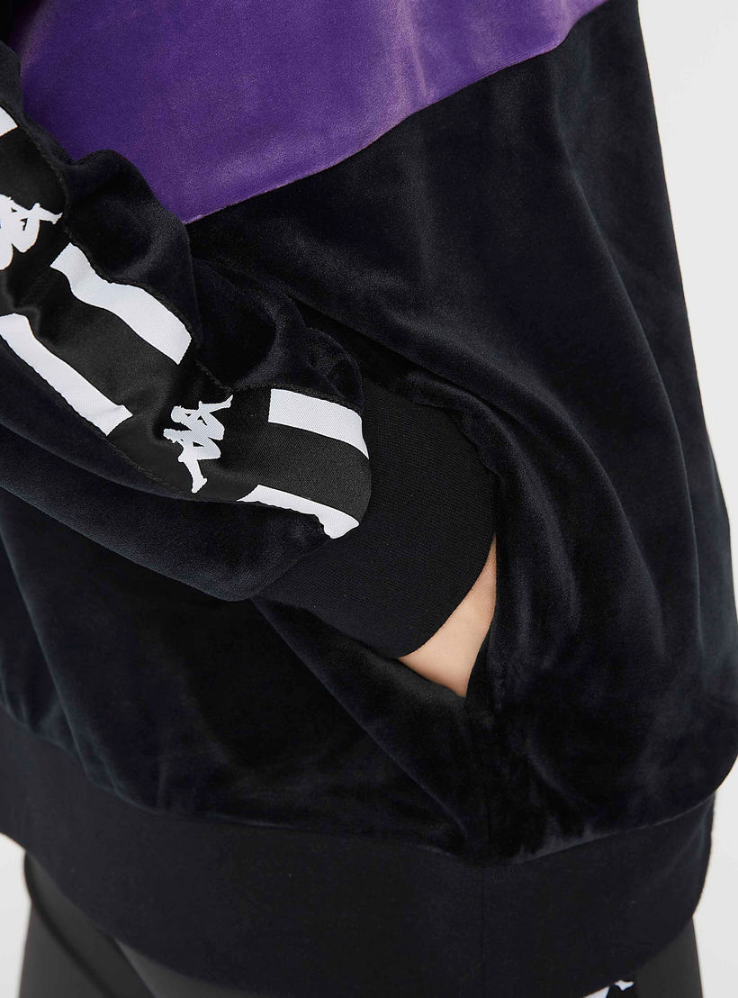 جاكيت بطبعات وأكمام طويلة وجيوب من كابا-women-clothing-sportswearandactivewear-coatsandjackets-jackets-image-5