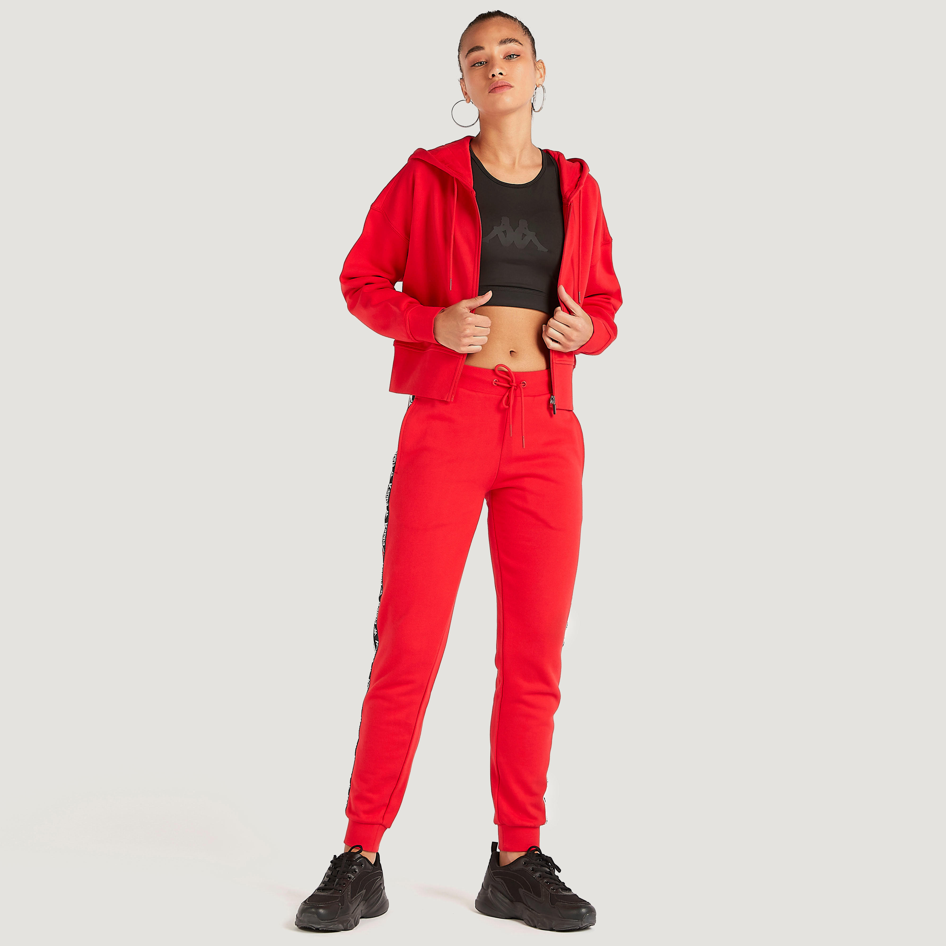 صدريّة رياضيّة داعمة عالية بطبعات شعاروظهر ريسر من كابا-sports-women-clothing-sportsbras-image-5