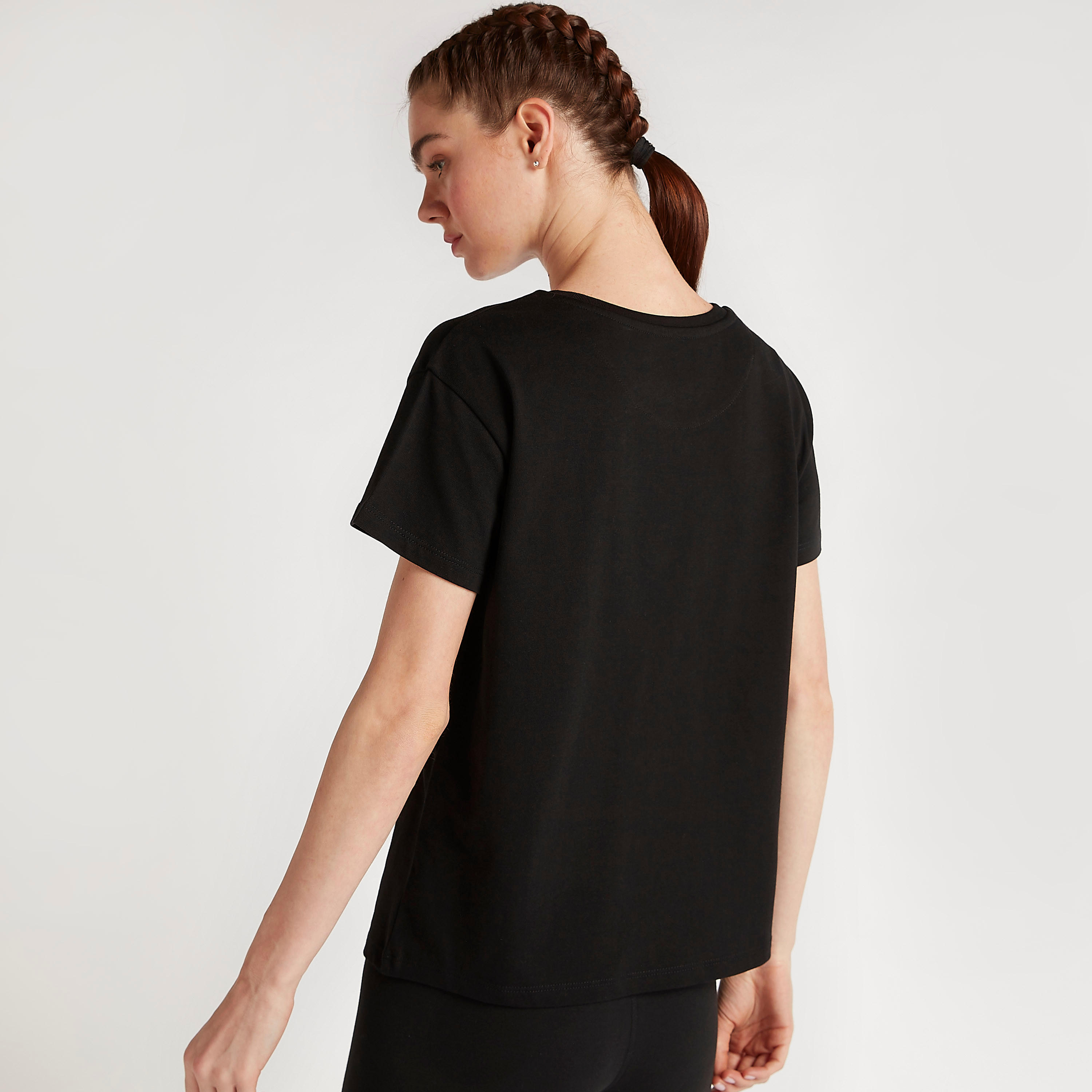 تيشيرت سادة بياقة مستديرة وأكمام قصيرة من كابا-women-clothing-sportswearandactivewear-tshirtsandvests-image-4