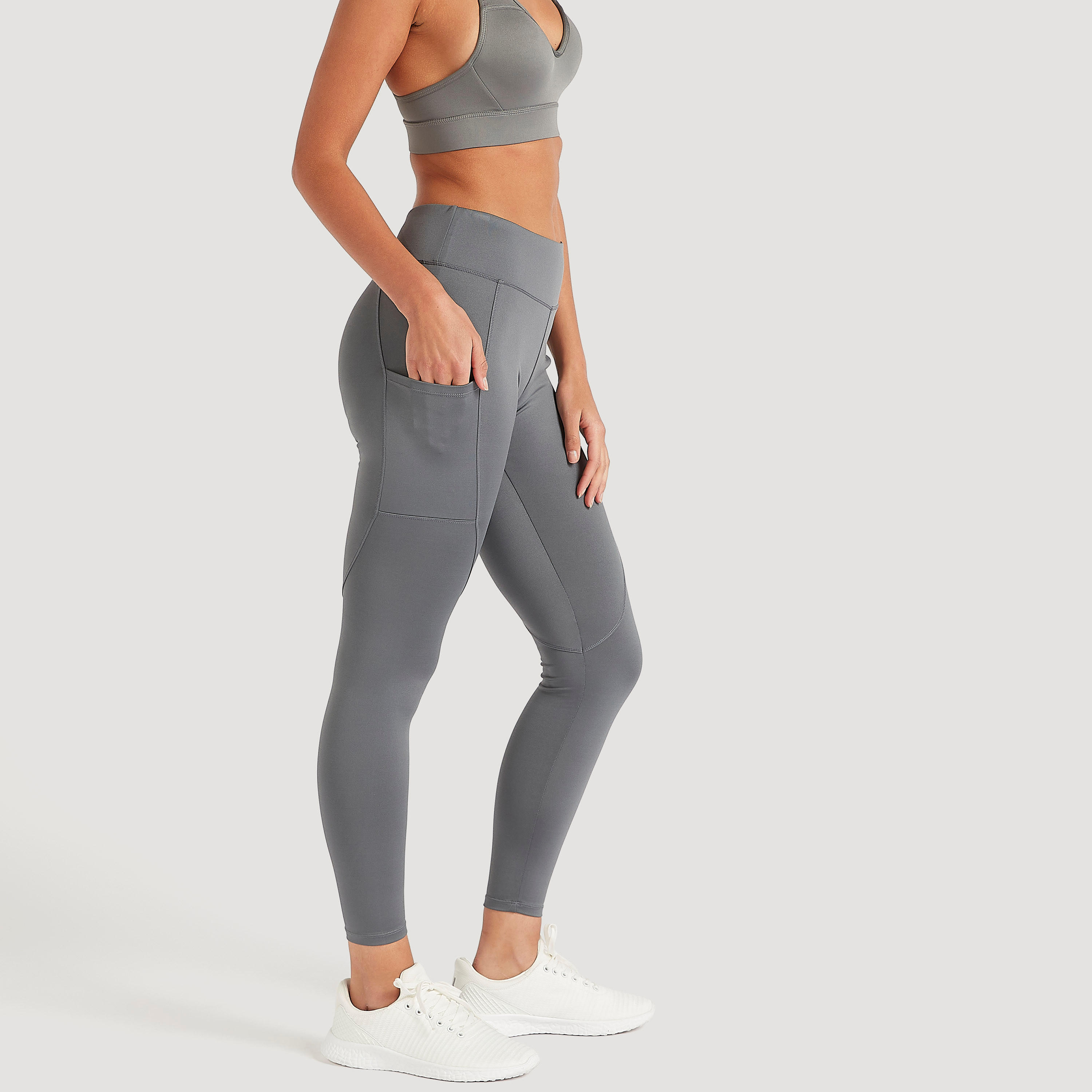 بنطلون ليقنز بخصر مطّاطي وجيوب وطبعات من كابا-women-clothing-bottoms-leggings-image-1