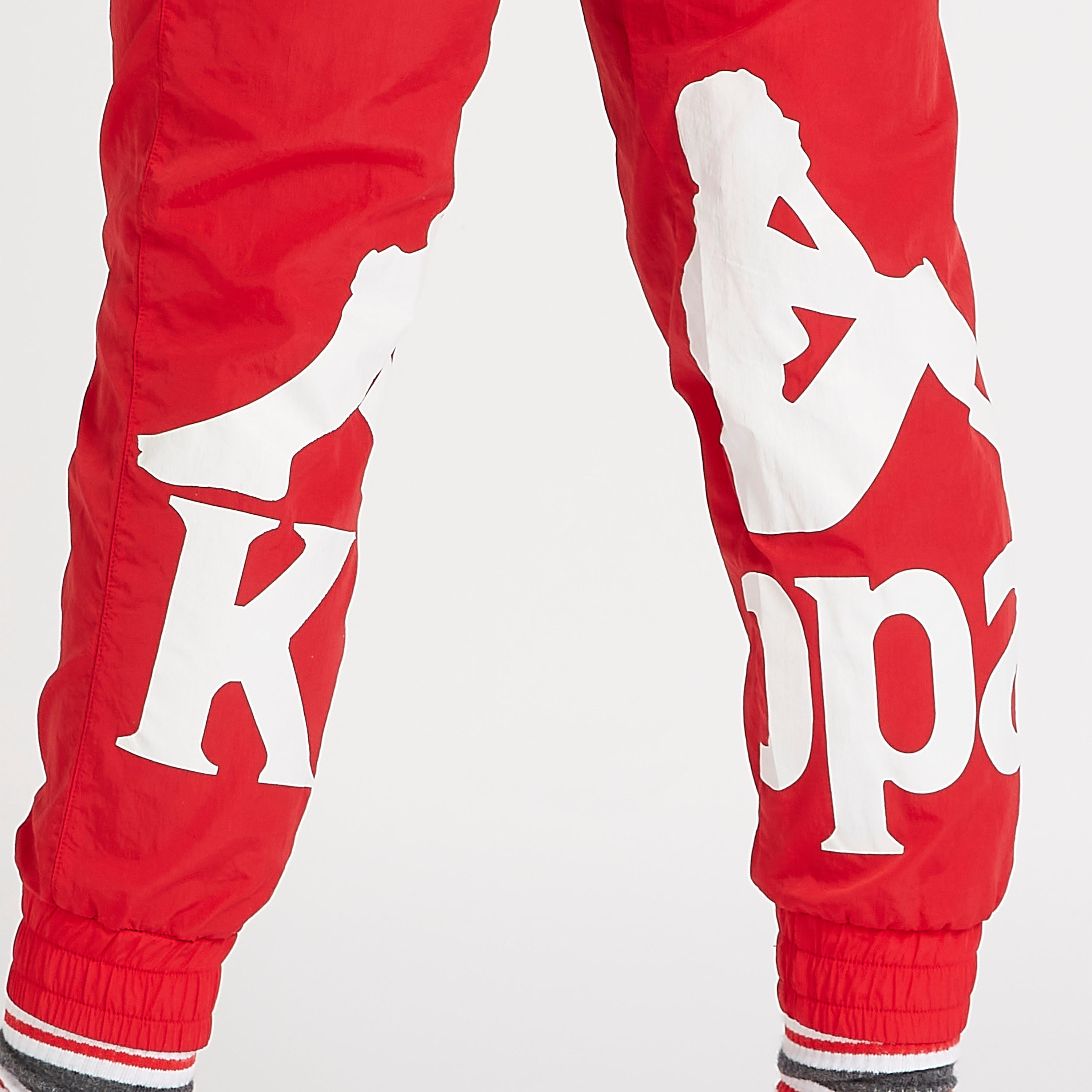 بنطلون رياضي بطبعات وجيوب وخصر مطّاطي من كابا-women-clothing-bottoms-joggers-image-4