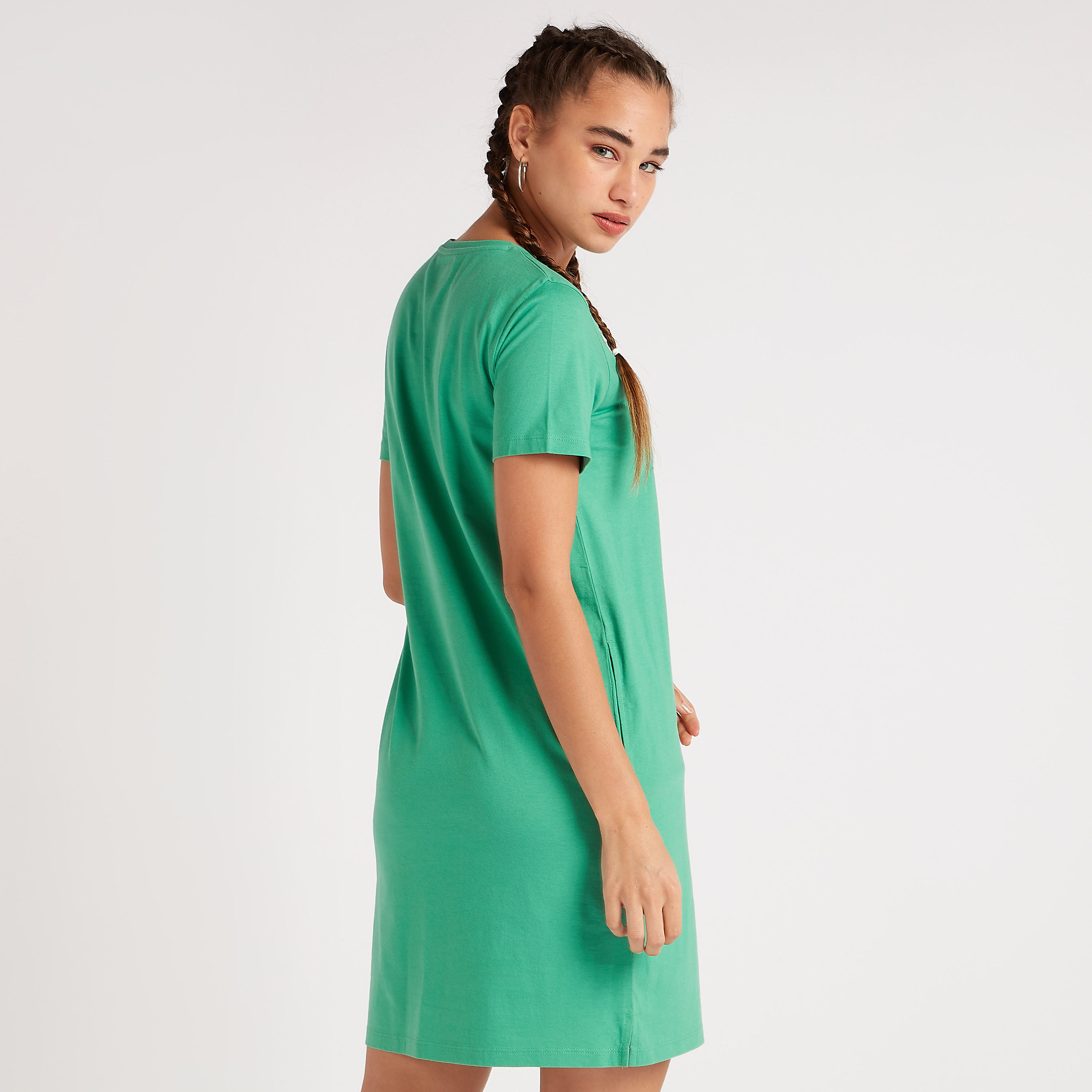 فستان تيشيرت بطبعات وأكمام قصيرة-women-clothing-sportswearandactivewear-tshirtsandvests-image-4