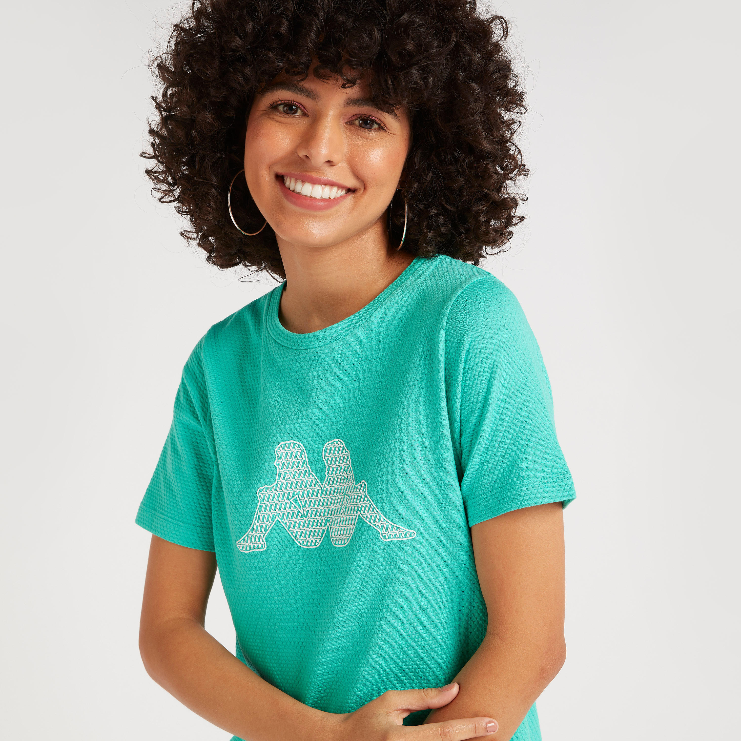 تيشيرت بياقة ضيّقة وأكمام قصيرة وطبعات من كابا-women-clothing-sportswearandactivewear-tshirtsandvests-image-5