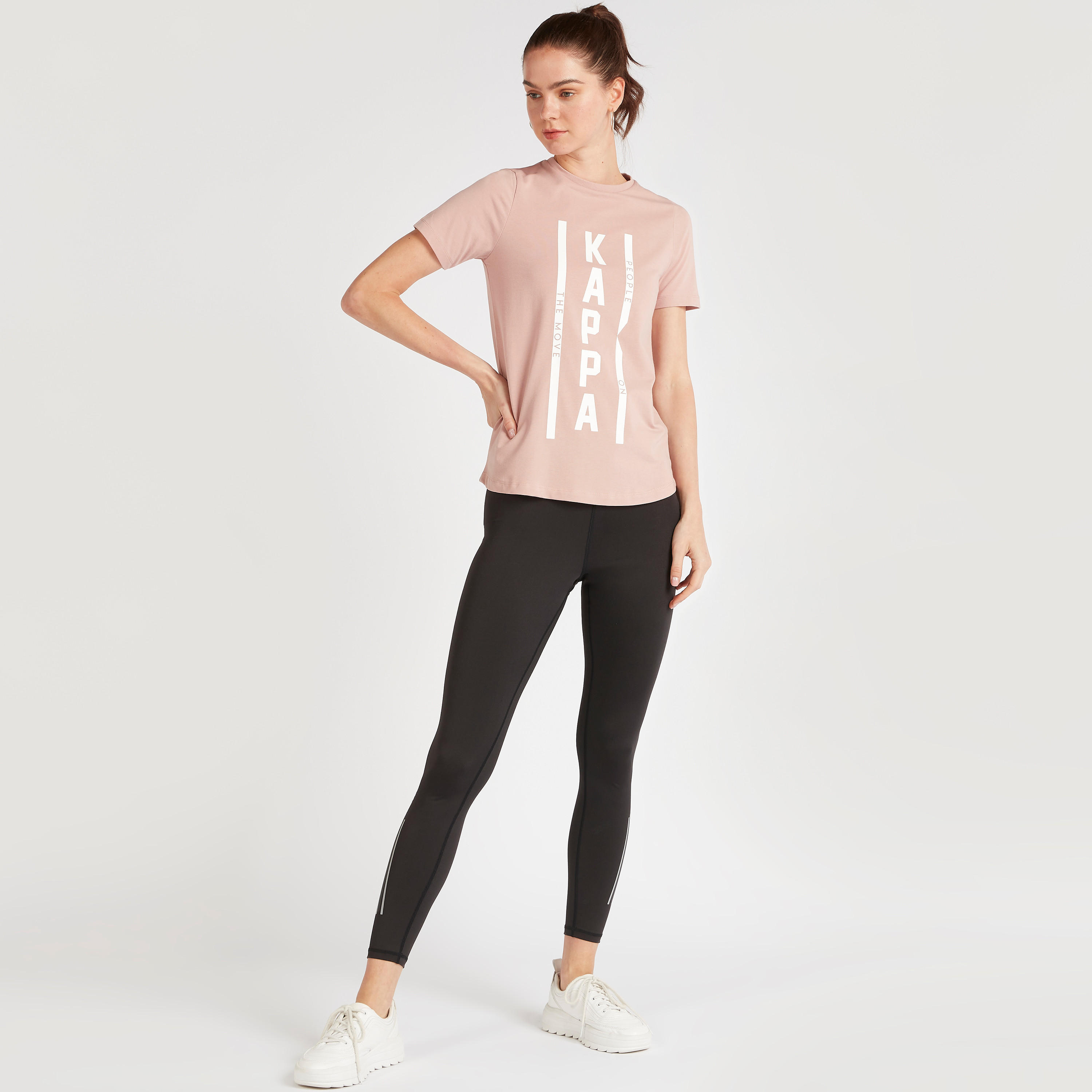 تيشيرت بطبعات وياقة ضيّقة وأكمام قصيرة من كابا-women-clothing-sportswearandactivewear-tshirtsandvests-image-3