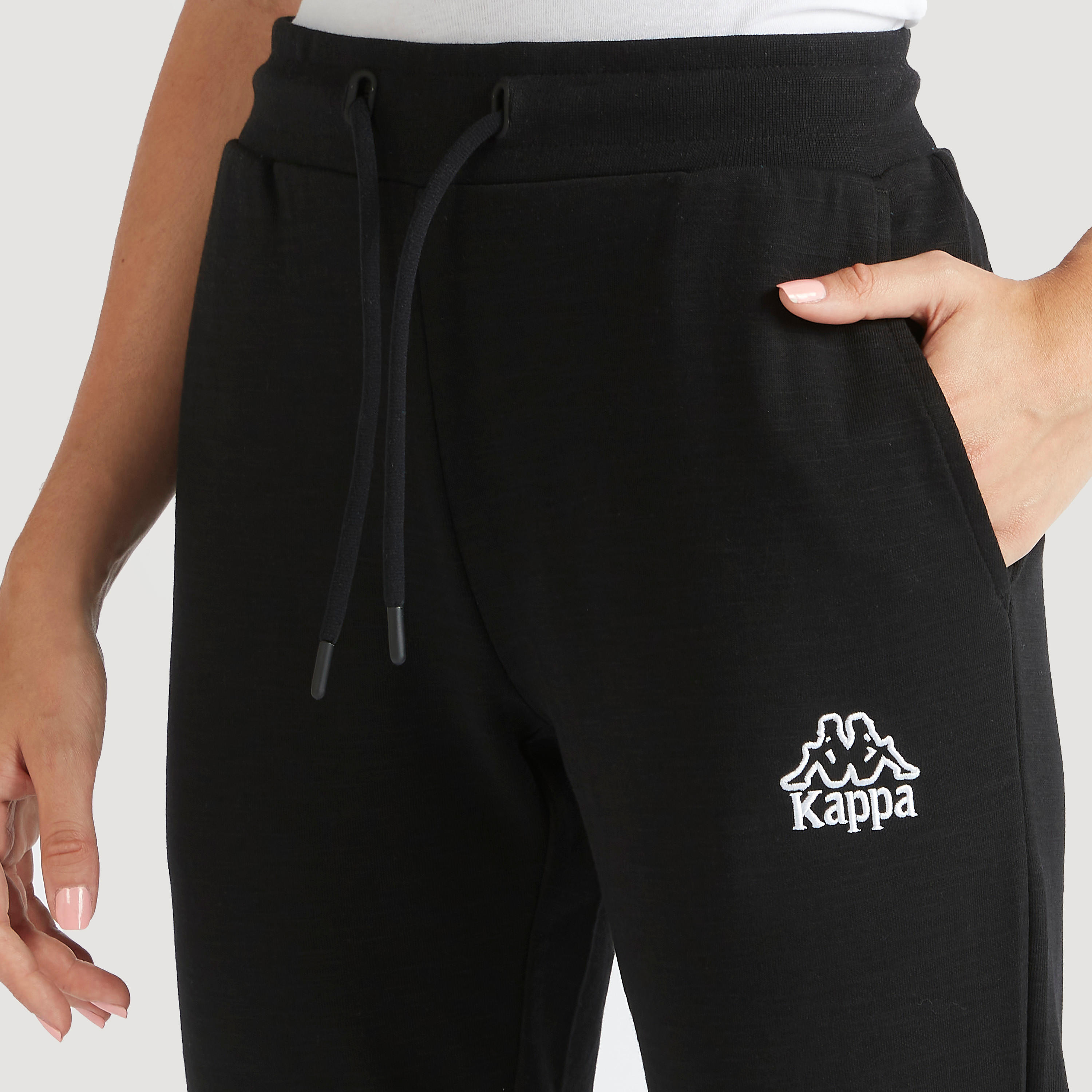 بنطلون رياضي برباط إغلاق وطبعات شعار من كابا-women-clothing-bottoms-joggers-image-2