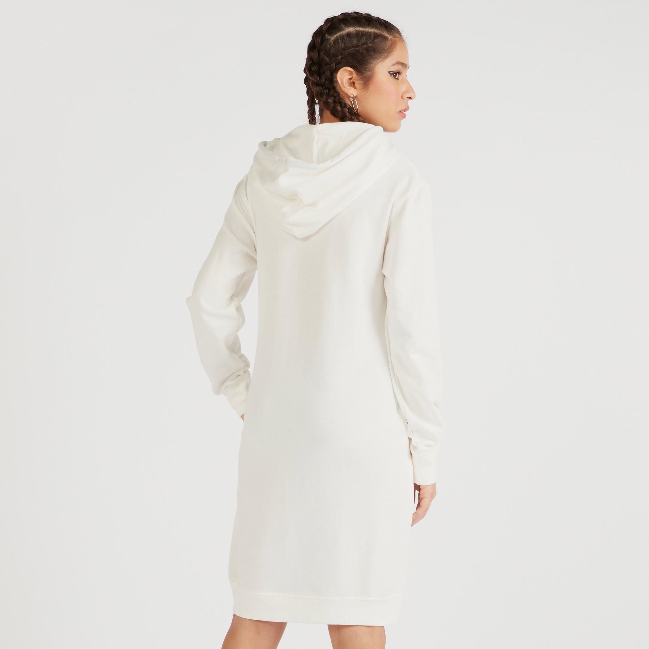 فستان بقبّعة وأكمام طويلة وطبعات من كابا-women-clothing-sportswearandactivewear-hoodiesandsweatshirts-image-4