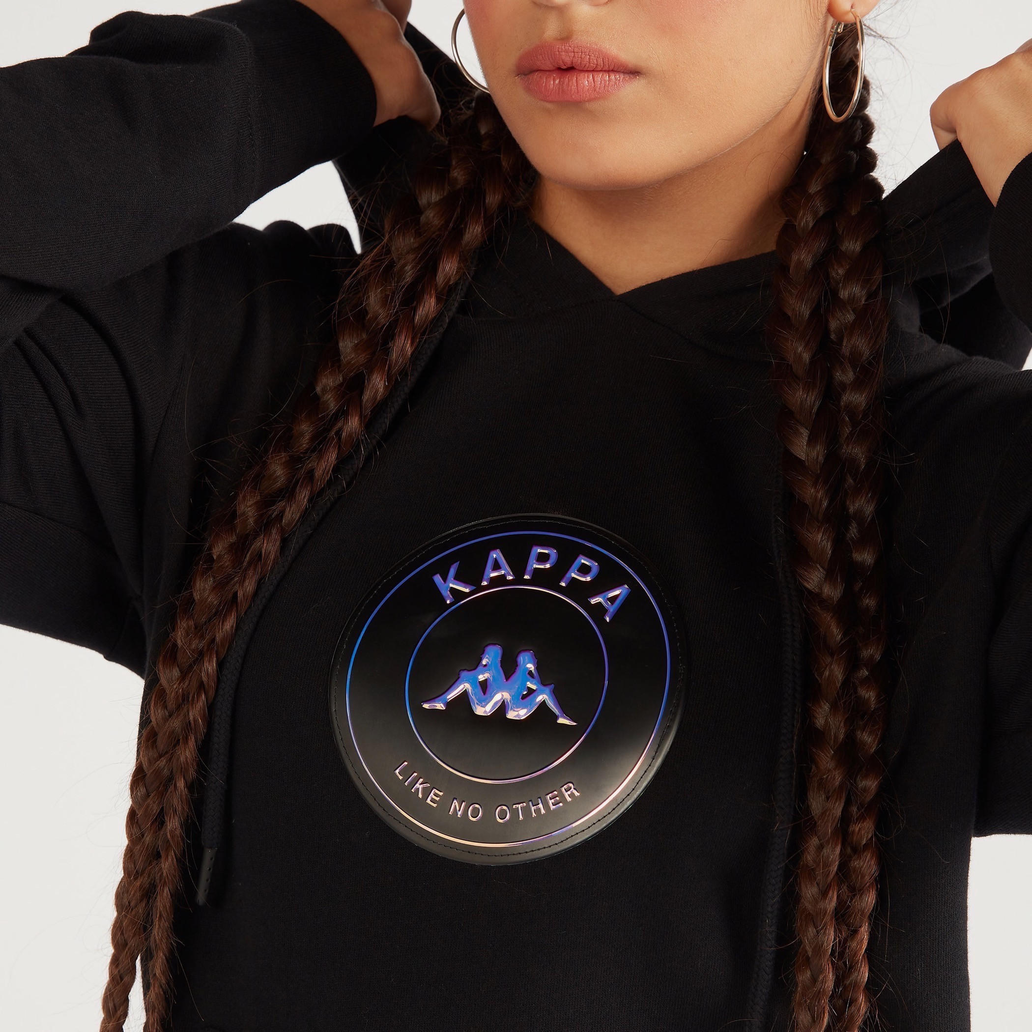 سويت شيرت بقبّعة وأكمام طويلة وطبعات من كابا-women-clothing-sportswearandactivewear-hoodiesandsweatshirts-image-5