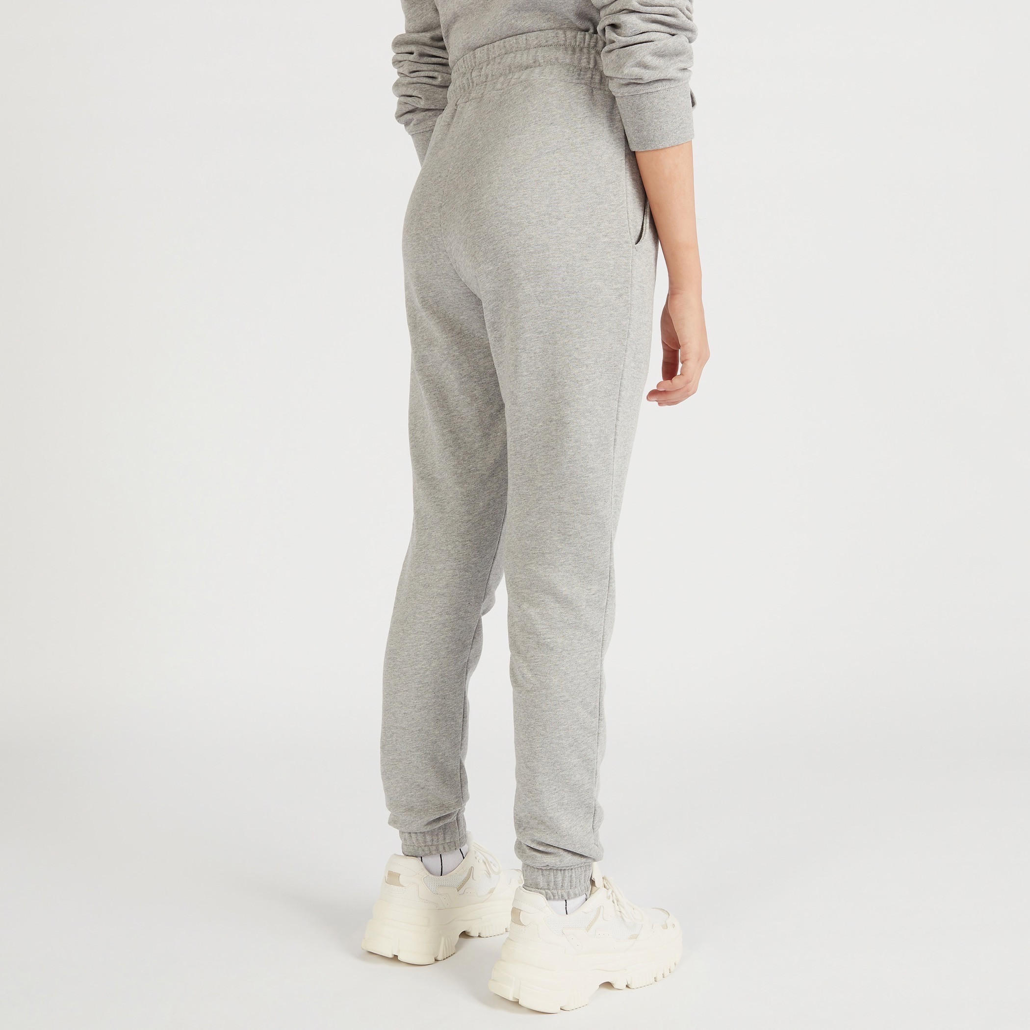 بنطلون رياضي سادة برباط إغلاق من كابا-women-clothing-bottoms-joggers-image-1