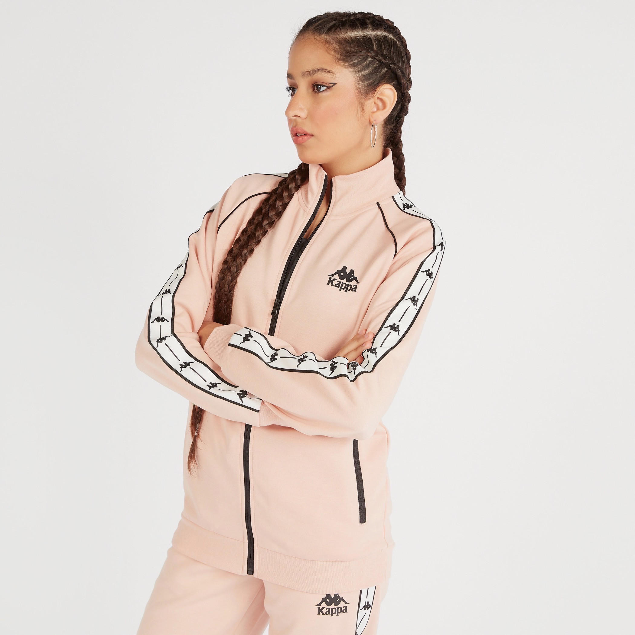 جاكيت سادة بأكمام طويلة وتفاصيل شريطة وسحاب من كابا-women-clothing-sportswearandactivewear-hoodiesandsweatshirts-image-6