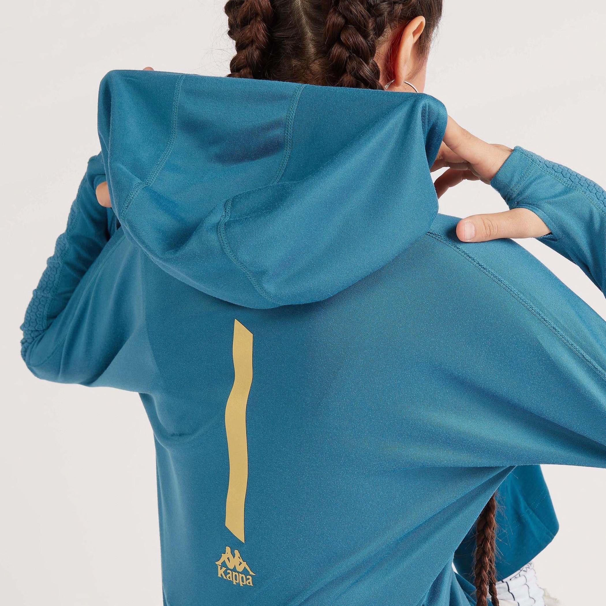 سويت شيرت سادة بقبعة وأكمام طويلة من كابا-women-clothing-sportswearandactivewear-hoodiesandsweatshirts-image-3