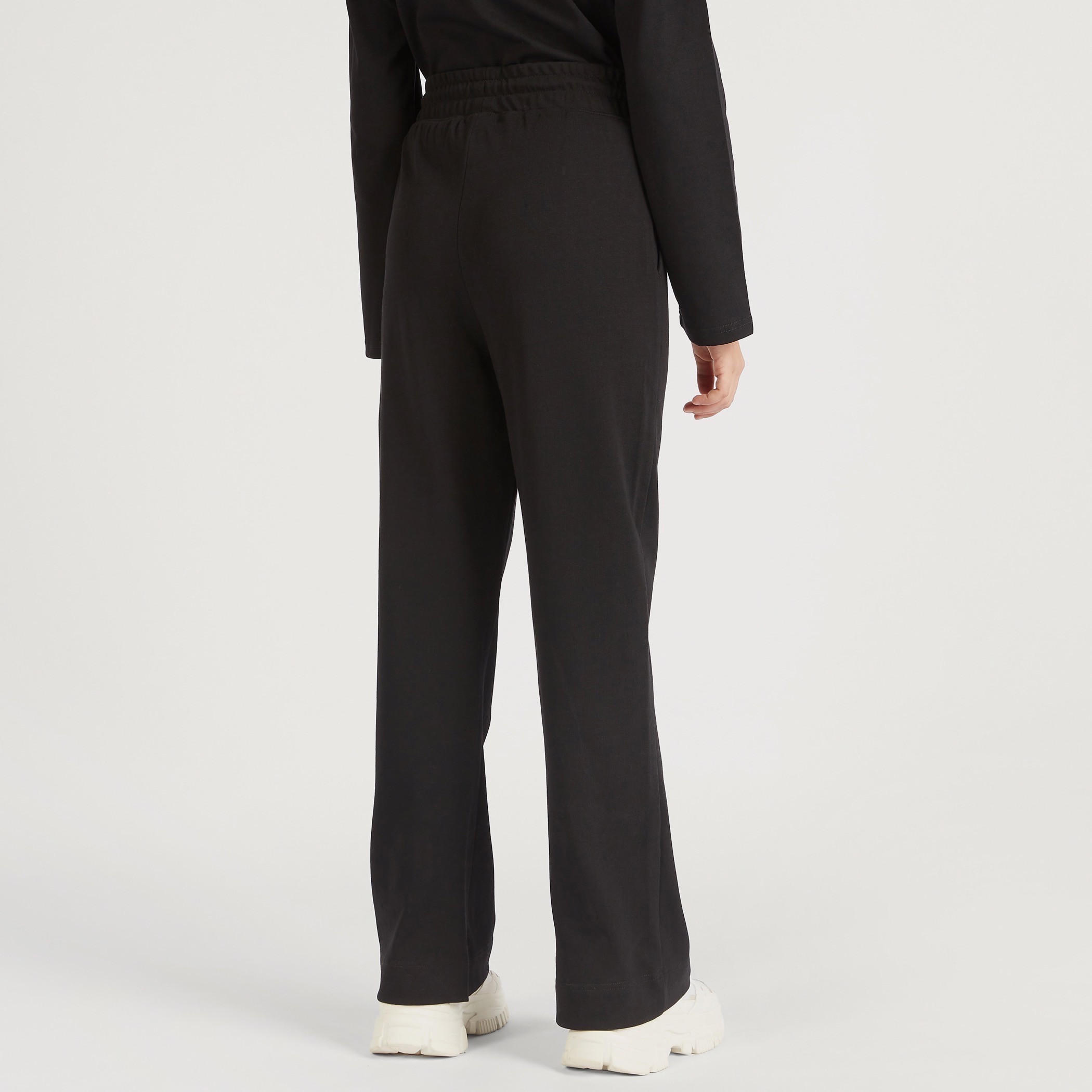 بنطلون رياضي سادة برباط إغلاق من كابا-women-clothing-bottoms-joggers-image-2