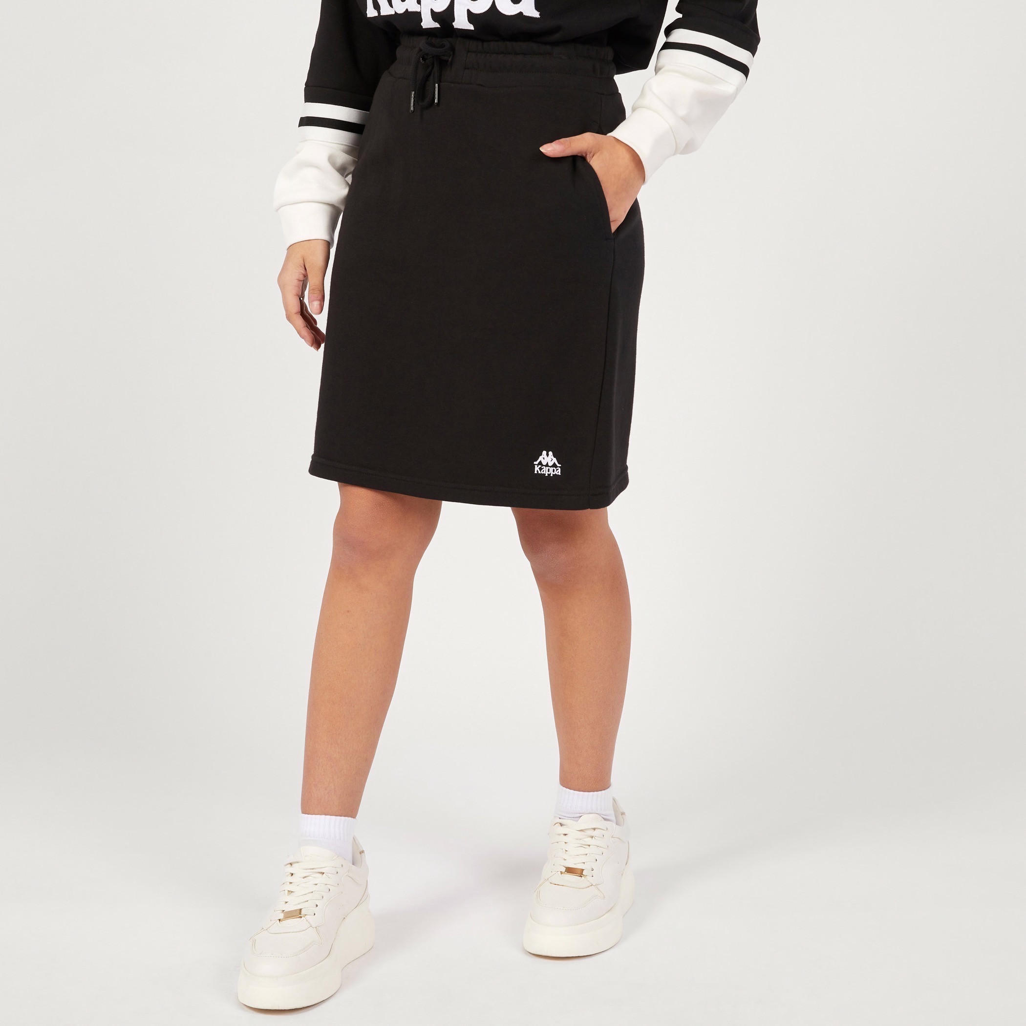 تنورة قصيرة سادة برباط إغلاق وجيوب من كابا-women-clothing-skirts-image-1