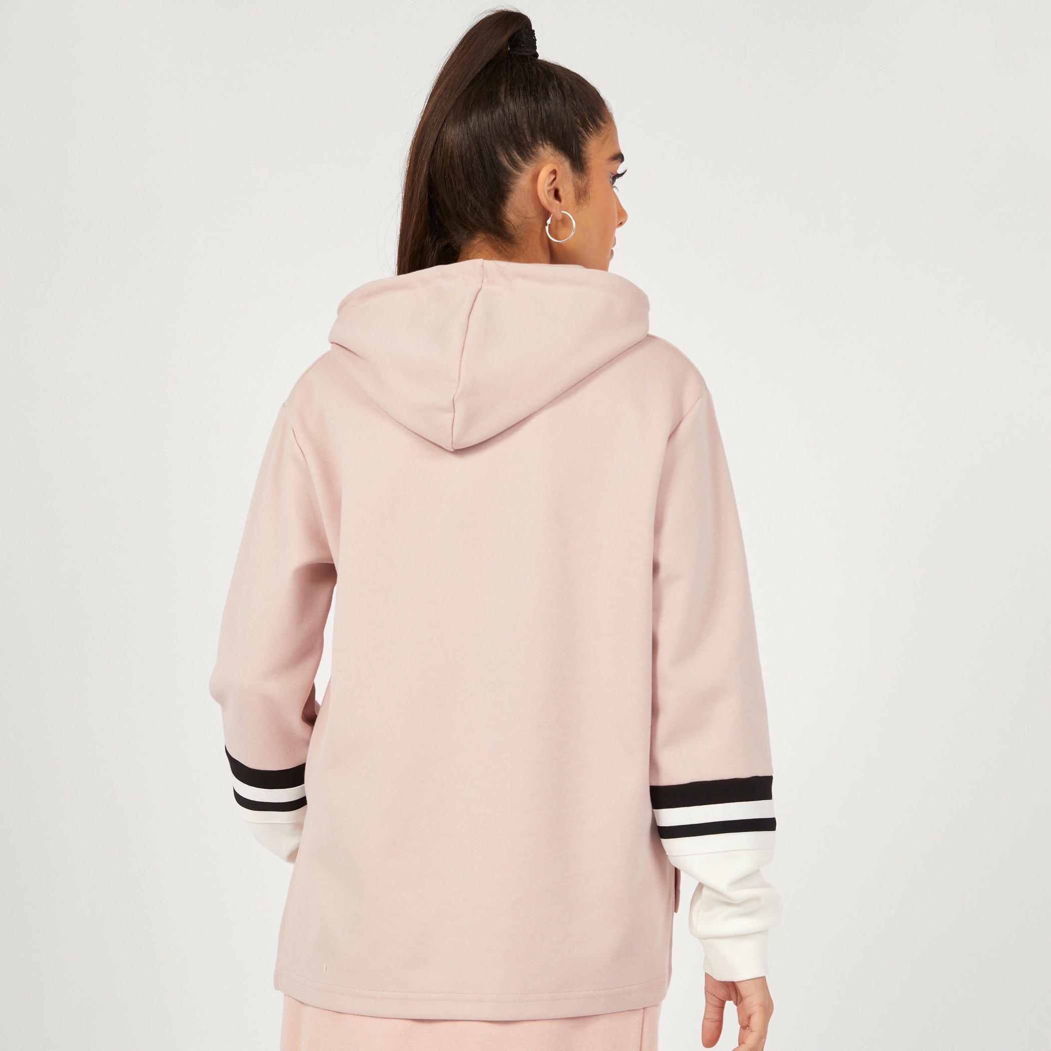 سويت شيرت بقبعة وأكمام طويلة وطبعات من كابا-women-clothing-sportswearandactivewear-hoodiesandsweatshirts-image-9