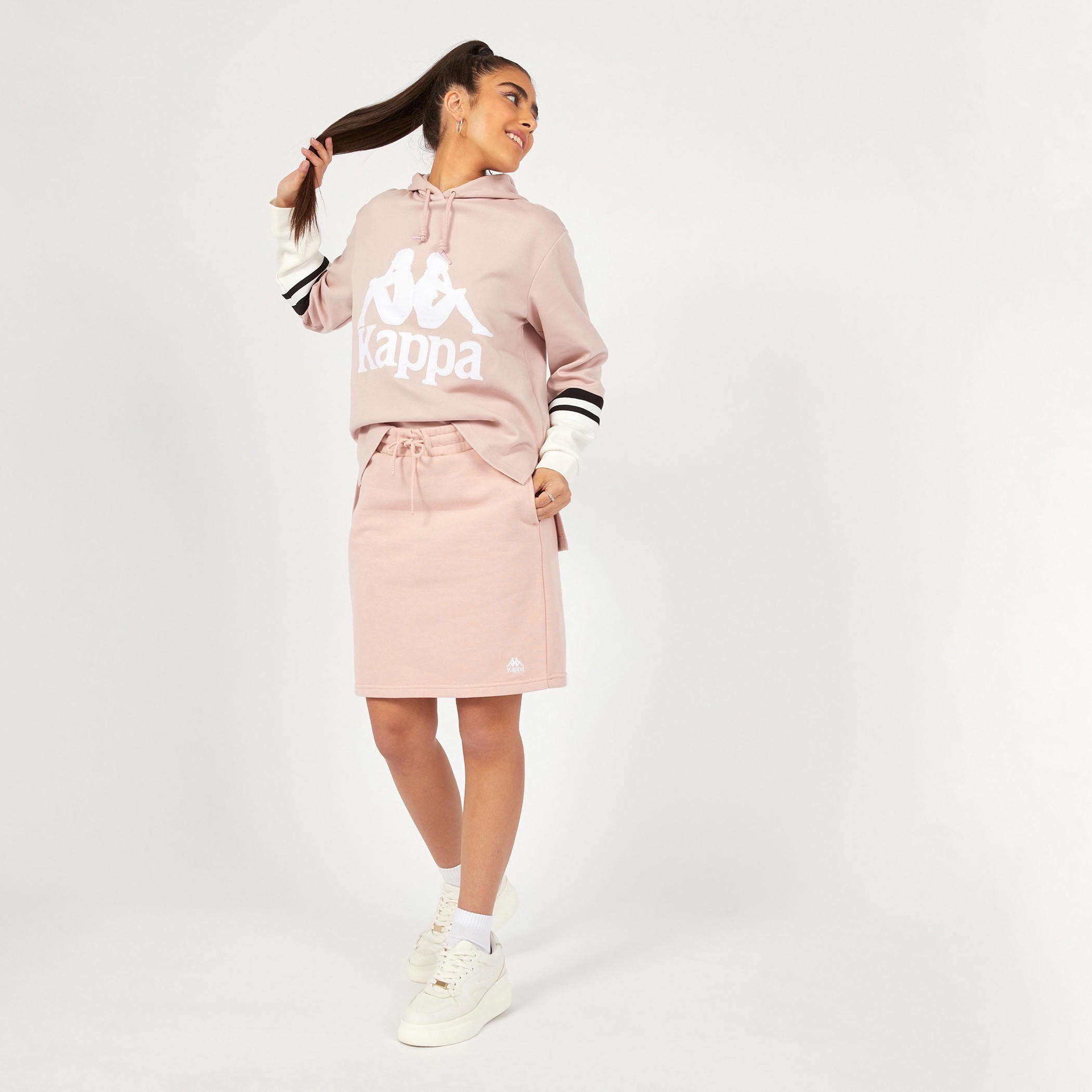 سويت شيرت بقبعة وأكمام طويلة وطبعات من كابا-women-clothing-sportswearandactivewear-hoodiesandsweatshirts-image-10