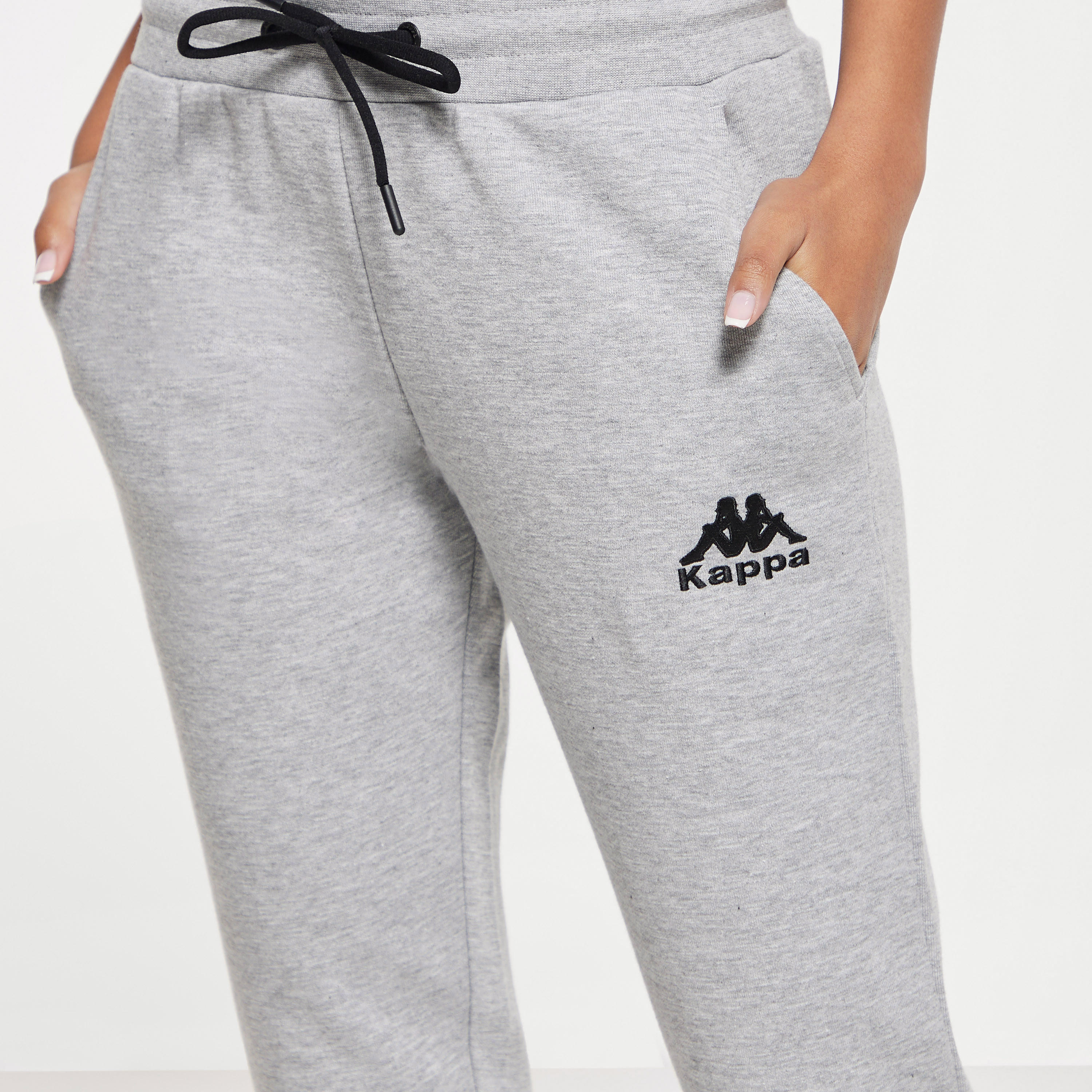 بنطلون رياضي مطرز بخصر برباط إغلاق وجيوب من كابا-women-clothing-bottoms-joggers-image-4