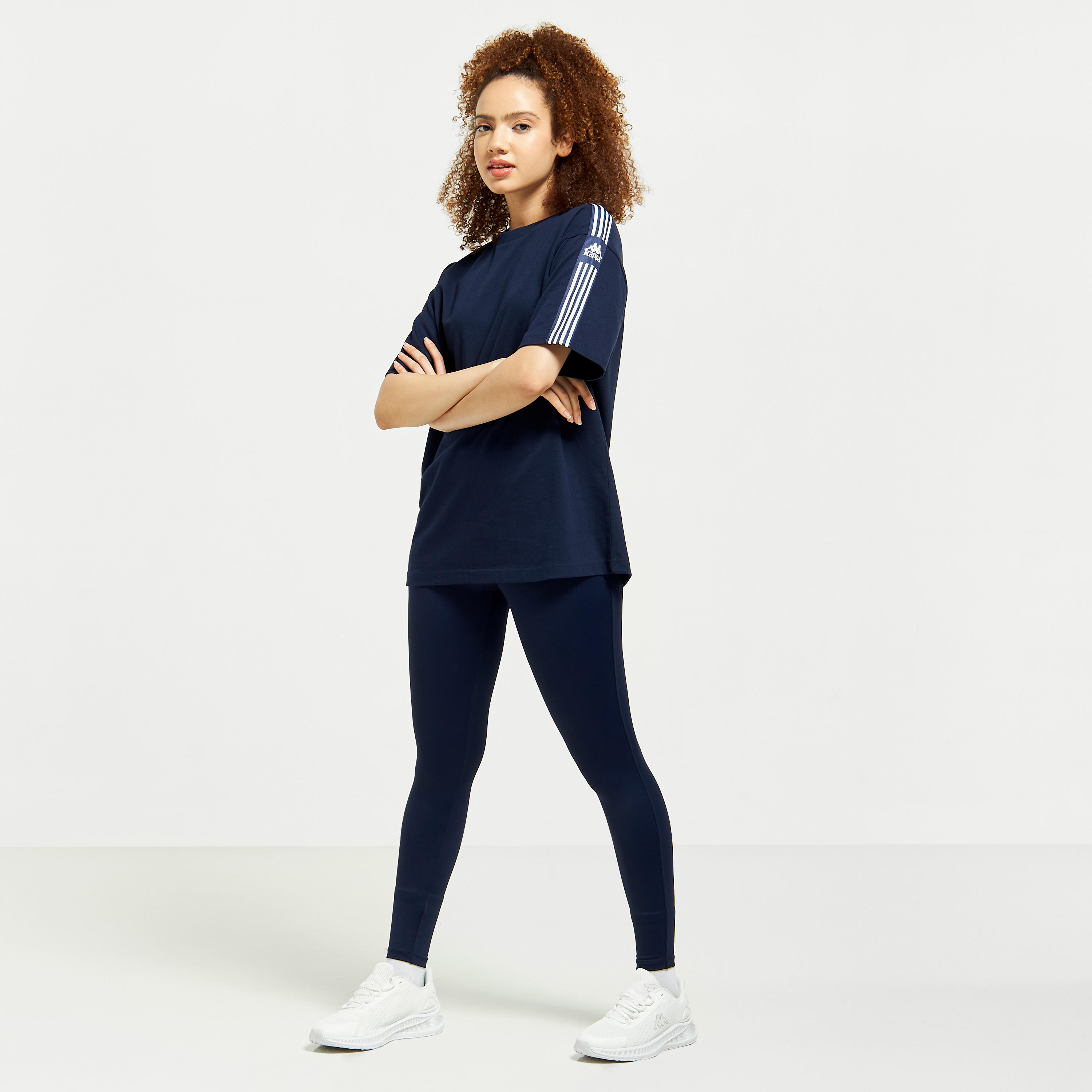 تيشيرت بياقة ضيّقة وأكمام قصيرة من كابا-women-clothing-sportswearandactivewear-tshirtsandvests-image-2