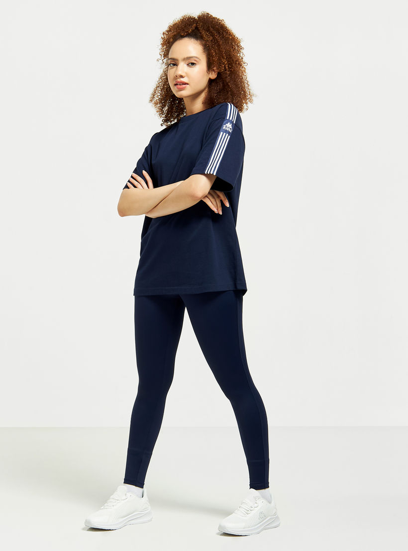 تيشيرت بياقة ضيّقة وأكمام قصيرة من كابا-women-clothing-sportswearandactivewear-tshirtsandvests-image-2