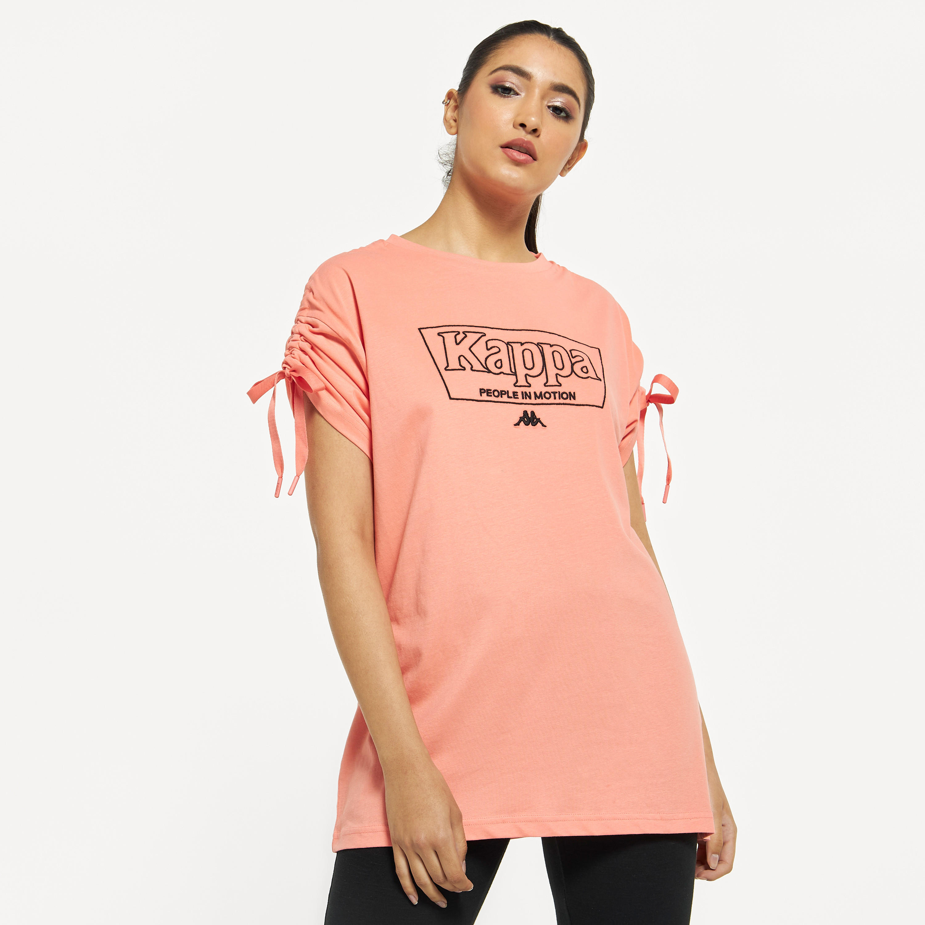 تيشيرت بطبعات وأكمام برباط وكسرات من كابا-women-clothing-sportswearandactivewear-tshirtsandvests-image-1