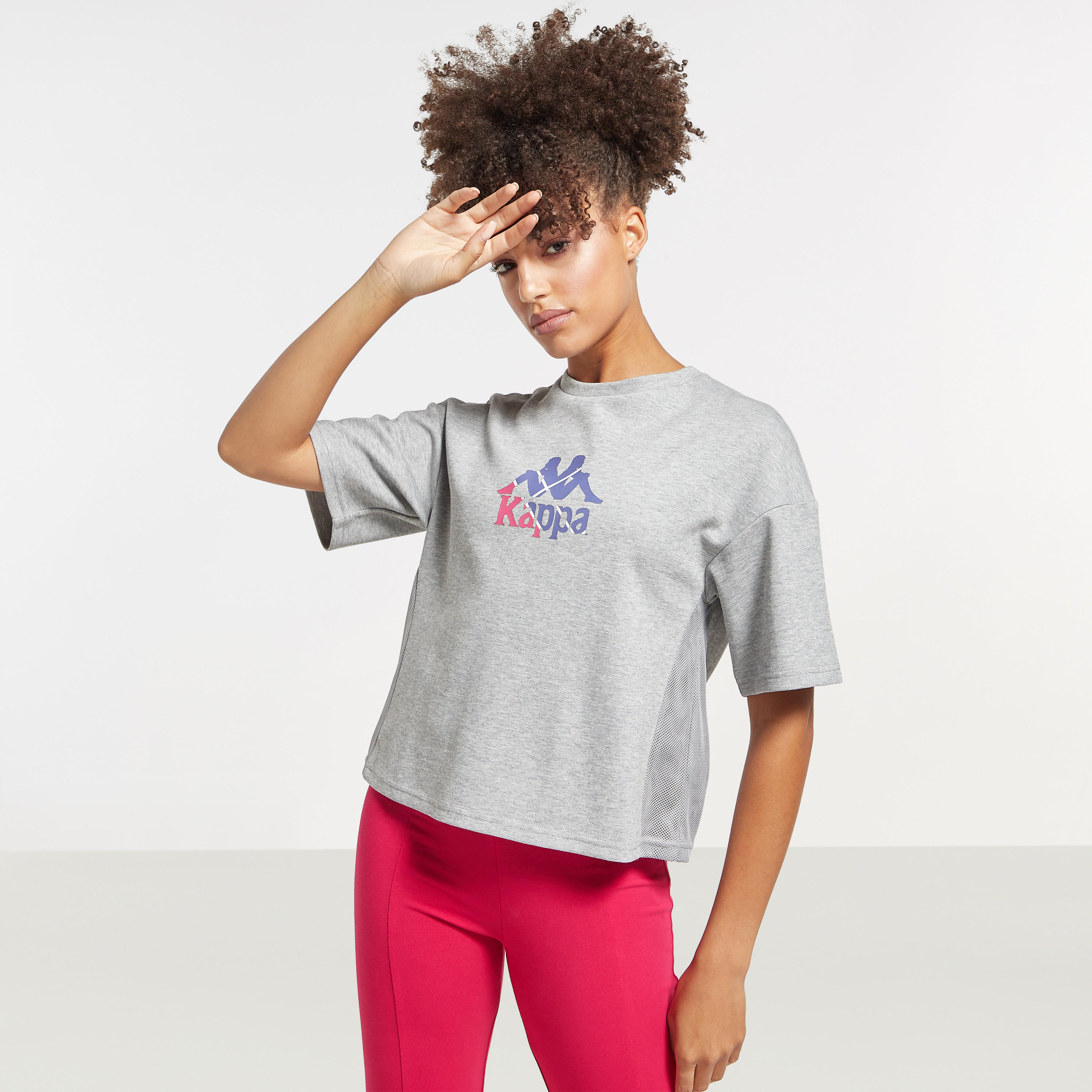 تيشيرت بياقة ضيّقة وأكمام قصيرة وطبعات من كابا-women-clothing-sportswearandactivewear-tshirtsandvests-image-1
