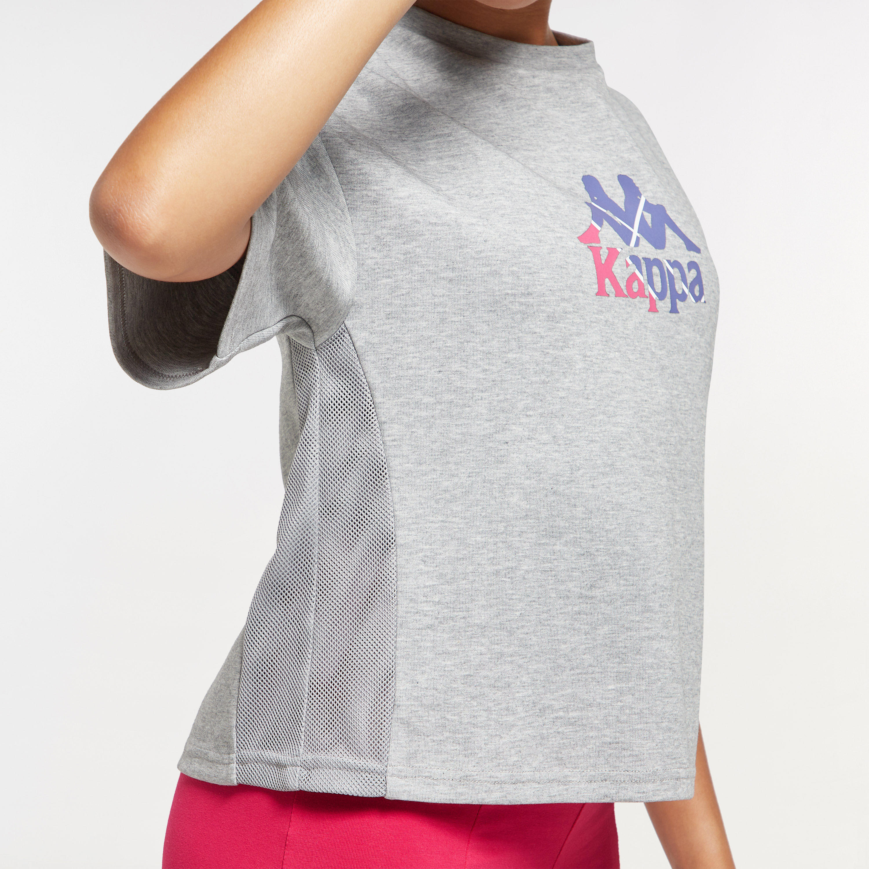 تيشيرت بياقة ضيّقة وأكمام قصيرة وطبعات من كابا-women-clothing-sportswearandactivewear-tshirtsandvests-image-4