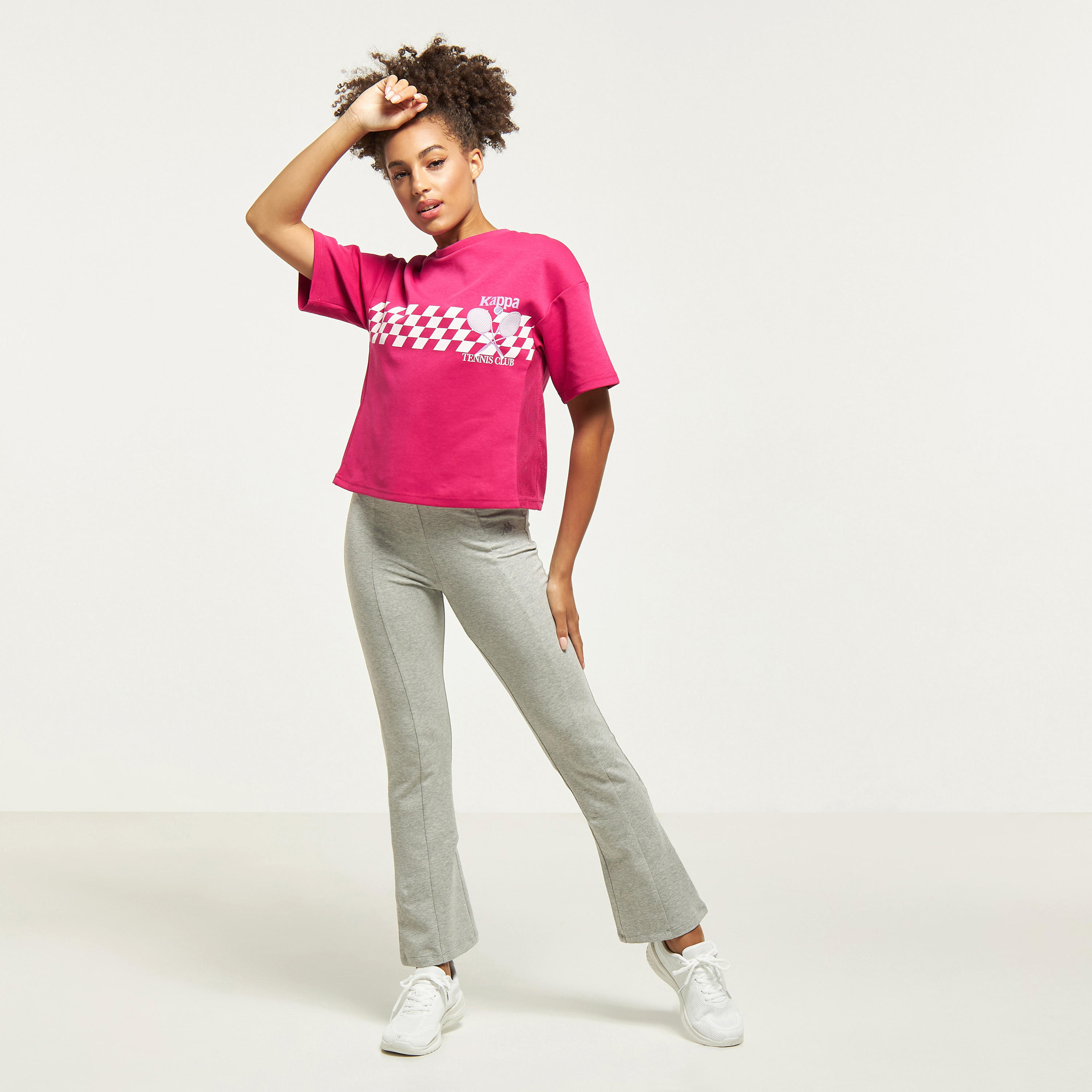 تيشيرت بياقة ضيّقة وأكمام قصيرة وطبعات من كابا-women-clothing-sportswearandactivewear-tshirtsandvests-image-6