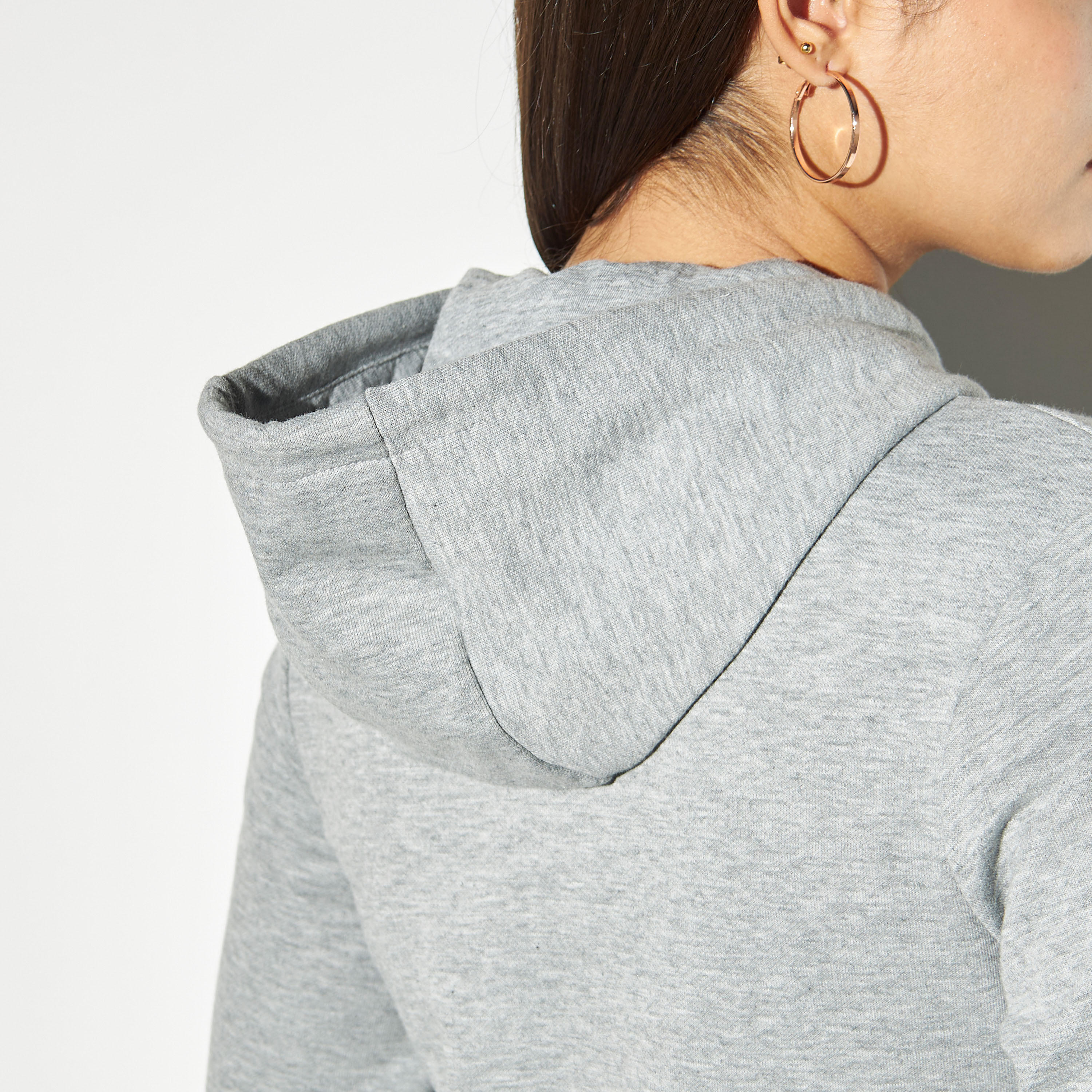 هودي مطرز بجيوب من كابا-women-clothing-sportswearandactivewear-hoodiesandsweatshirts-image-5
