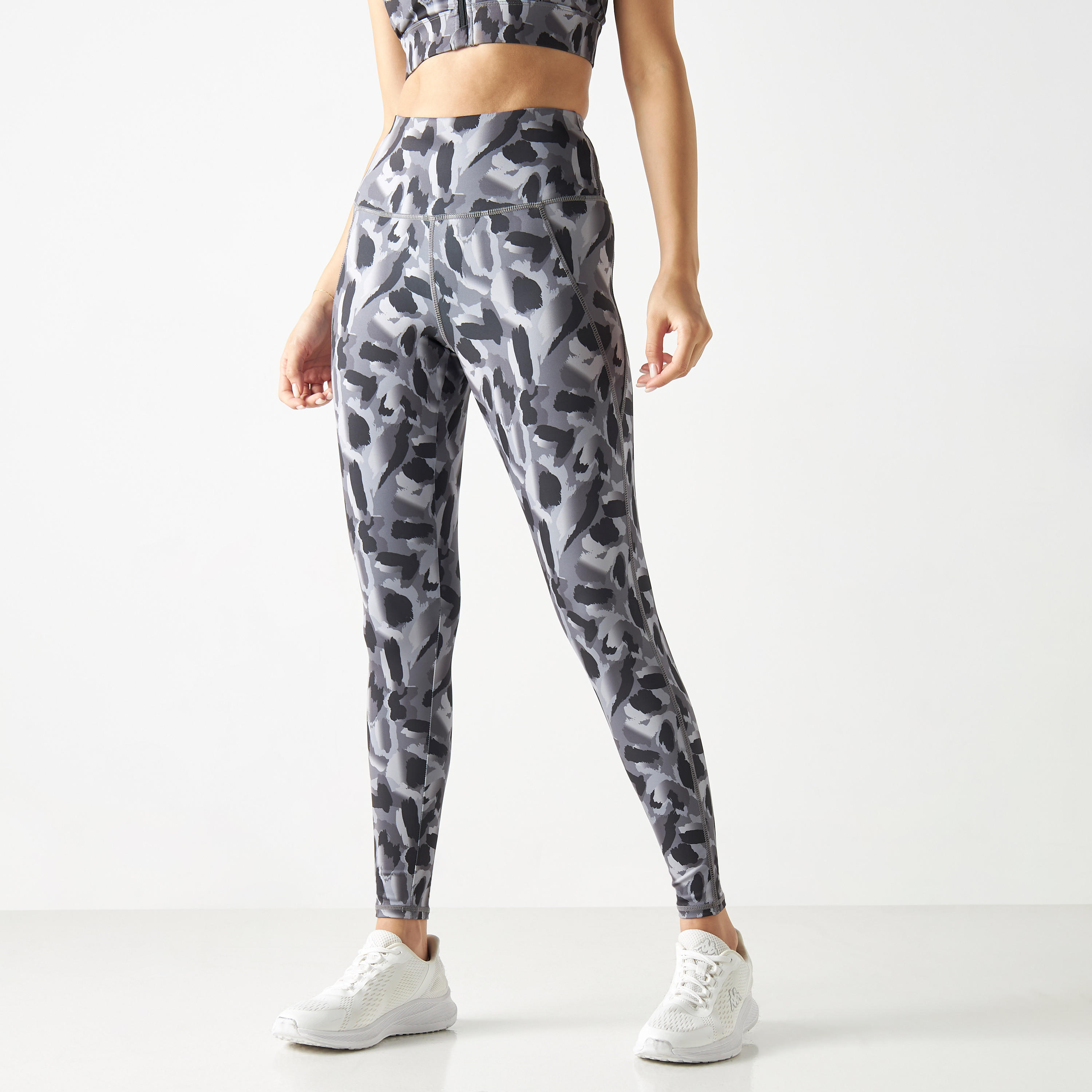 بنطلون رياضي بطبعات وخصر مطاطي وجيوب-women-clothing-bottoms-leggings-image-1
