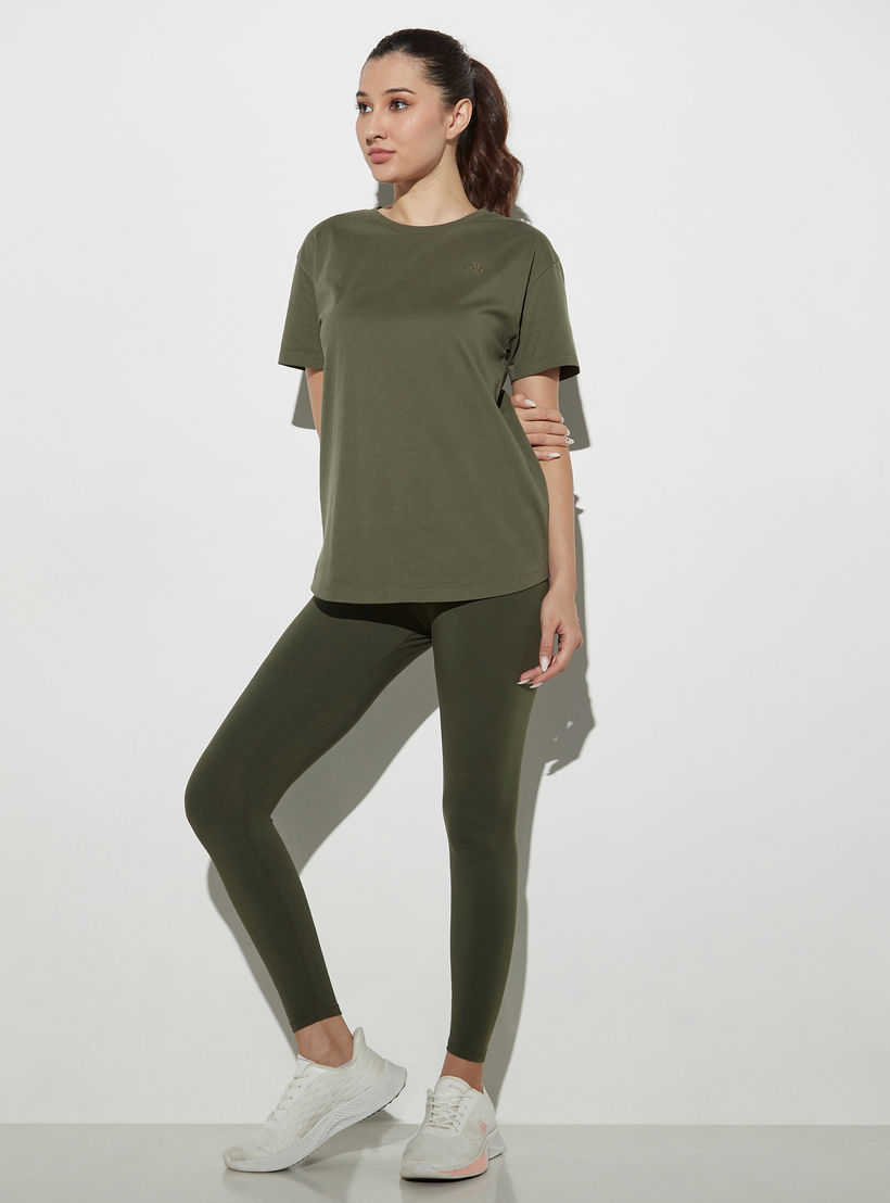 تيشيرت بياقة ضيقة وأكمام كاب من كابا-women-clothing-sportswearandactivewear-tshirtsandvests-image-2