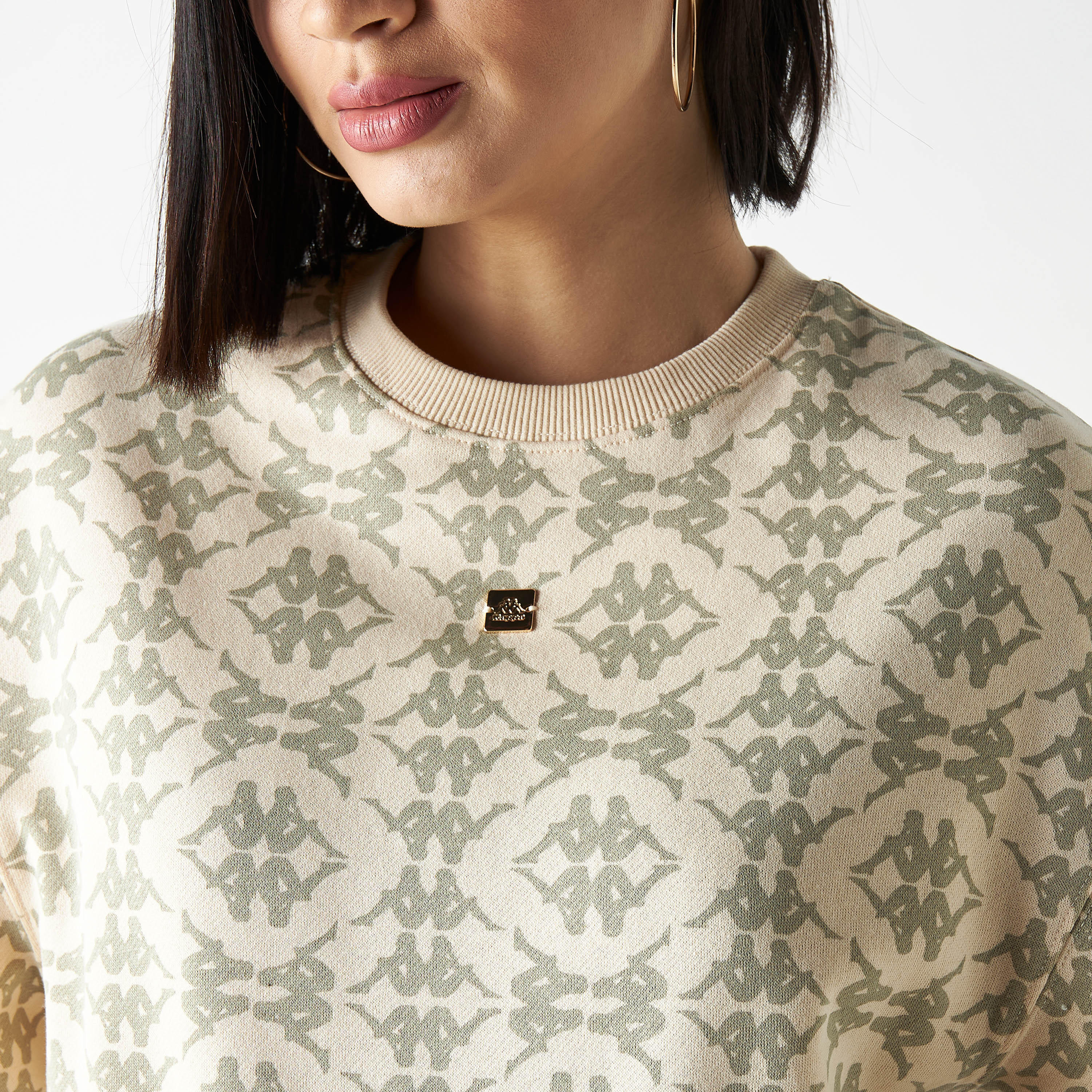 سويت شيرت بياقة مستديرة وطبعات من كابا-women-clothing-sportswearandactivewear-hoodiesandsweatshirts-image-4