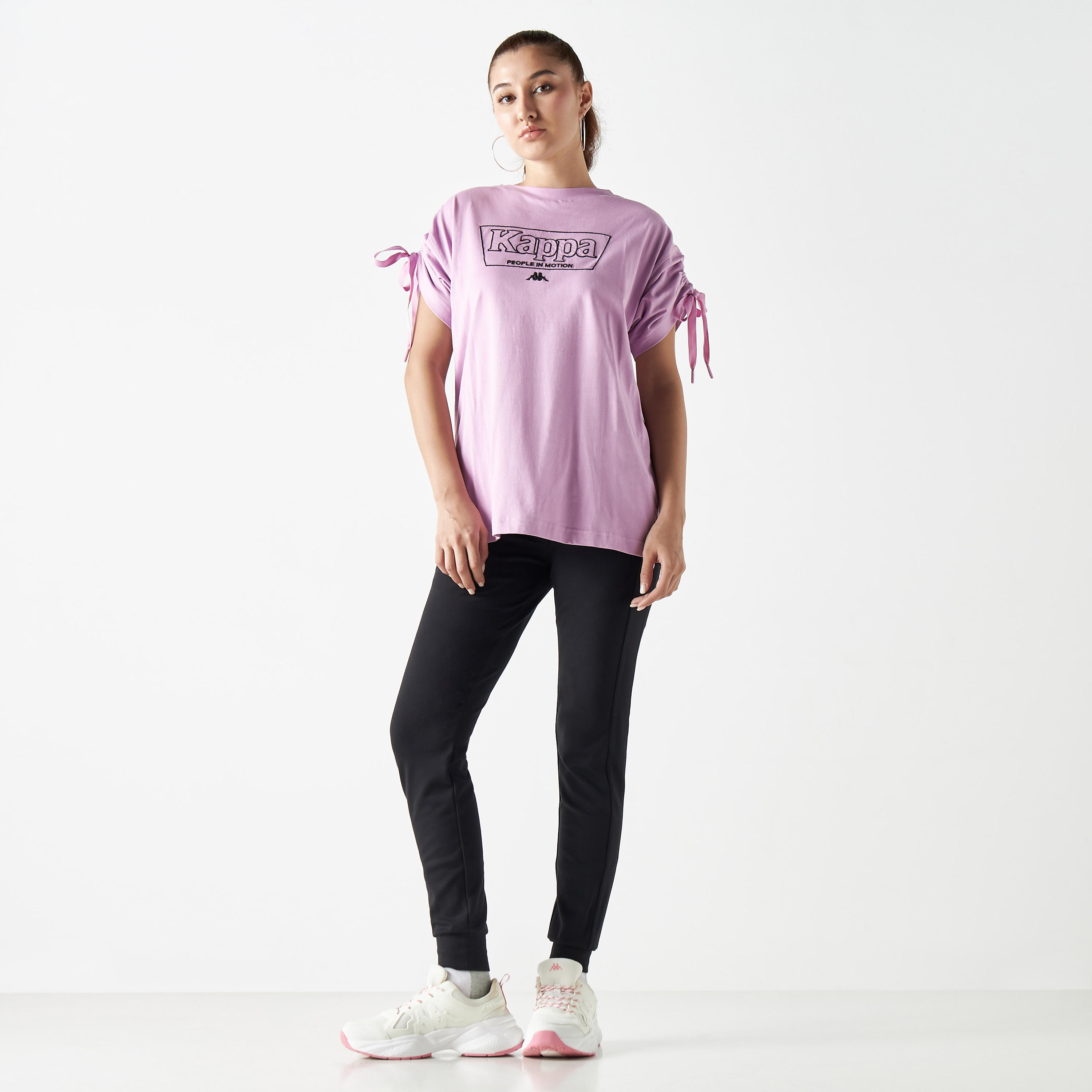 تيشيرت بياقة عالية وأكمام قصيرة وأربطة وطبعات من كابا-women-clothing-tshirts-image-2
