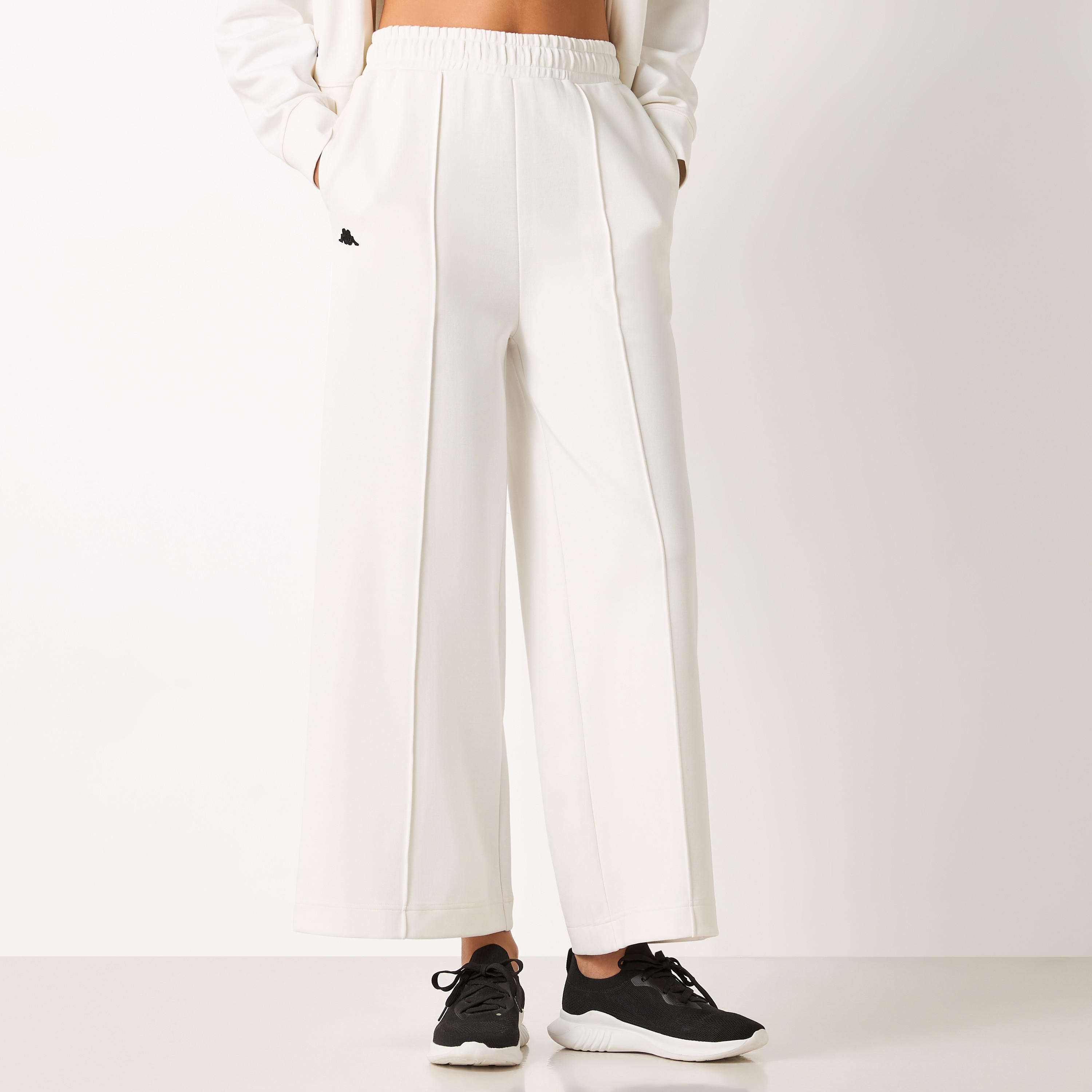 بنطلون رياضي بطبعات شعار وجيوب من كابا-women-clothing-bottoms-joggers-image-5